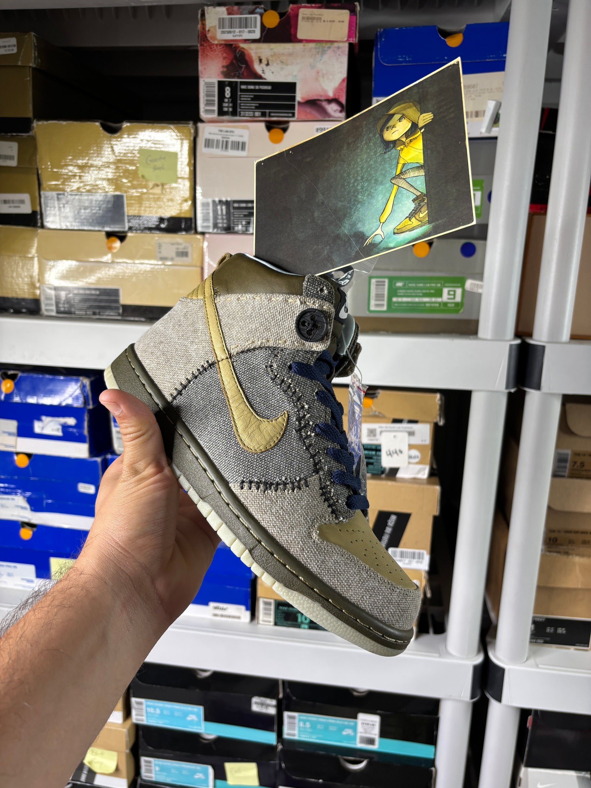 Nike Coraline - Size 7
