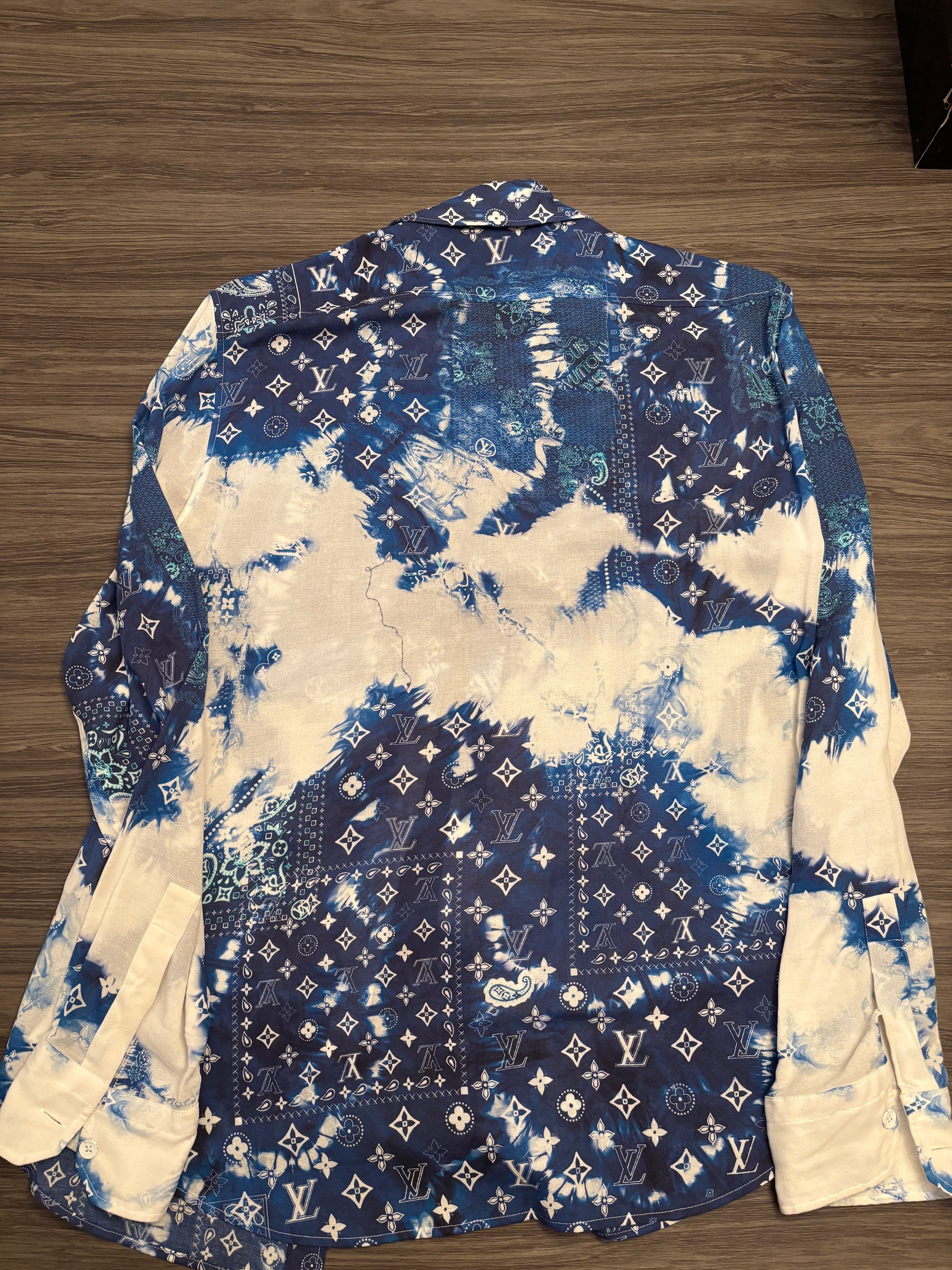 LV Monogram Bandana Hook Detail Long-Sleeved Shirt - Size L