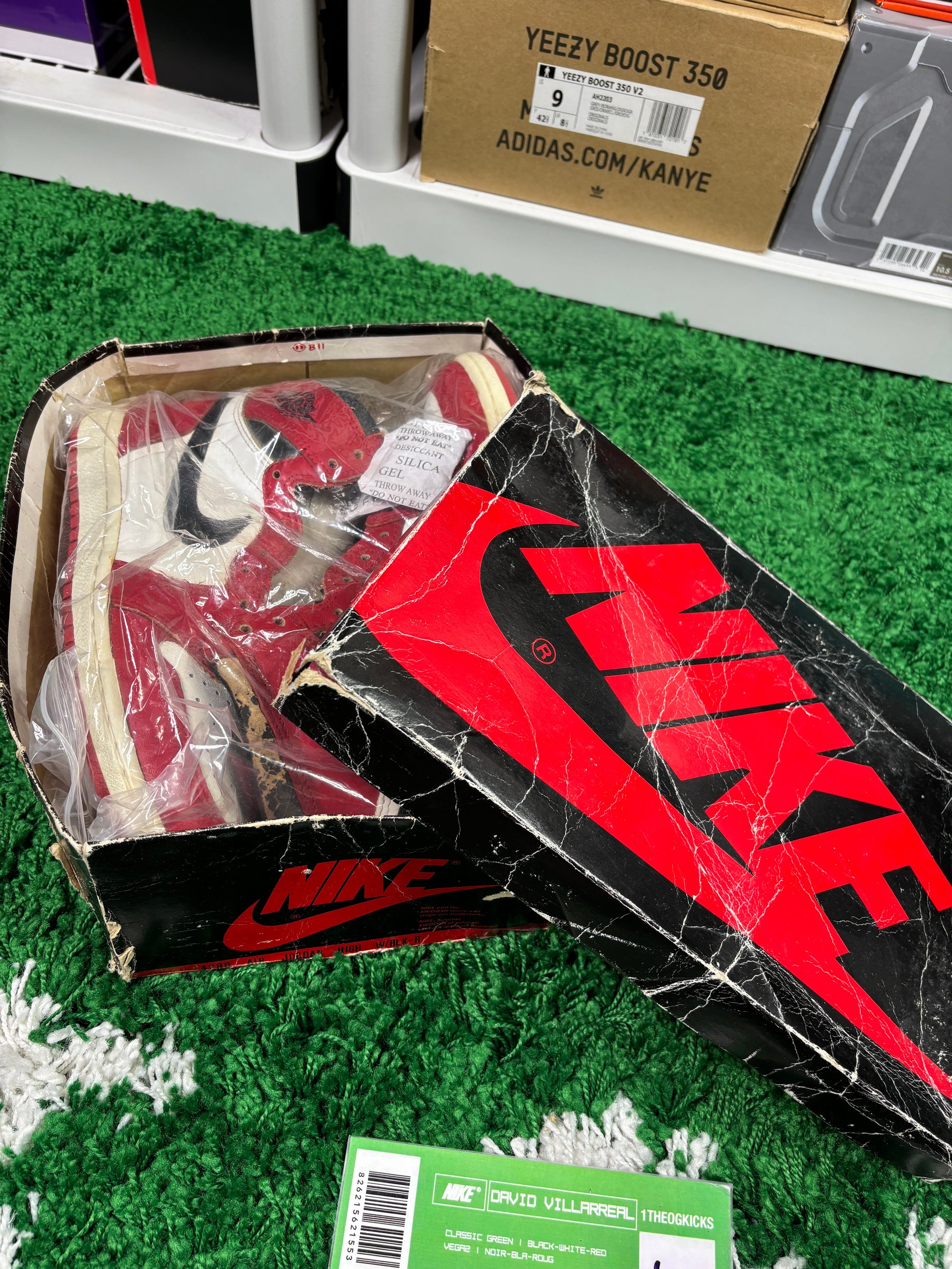 Air Jordan 1 Chicago 1985 - Size 10