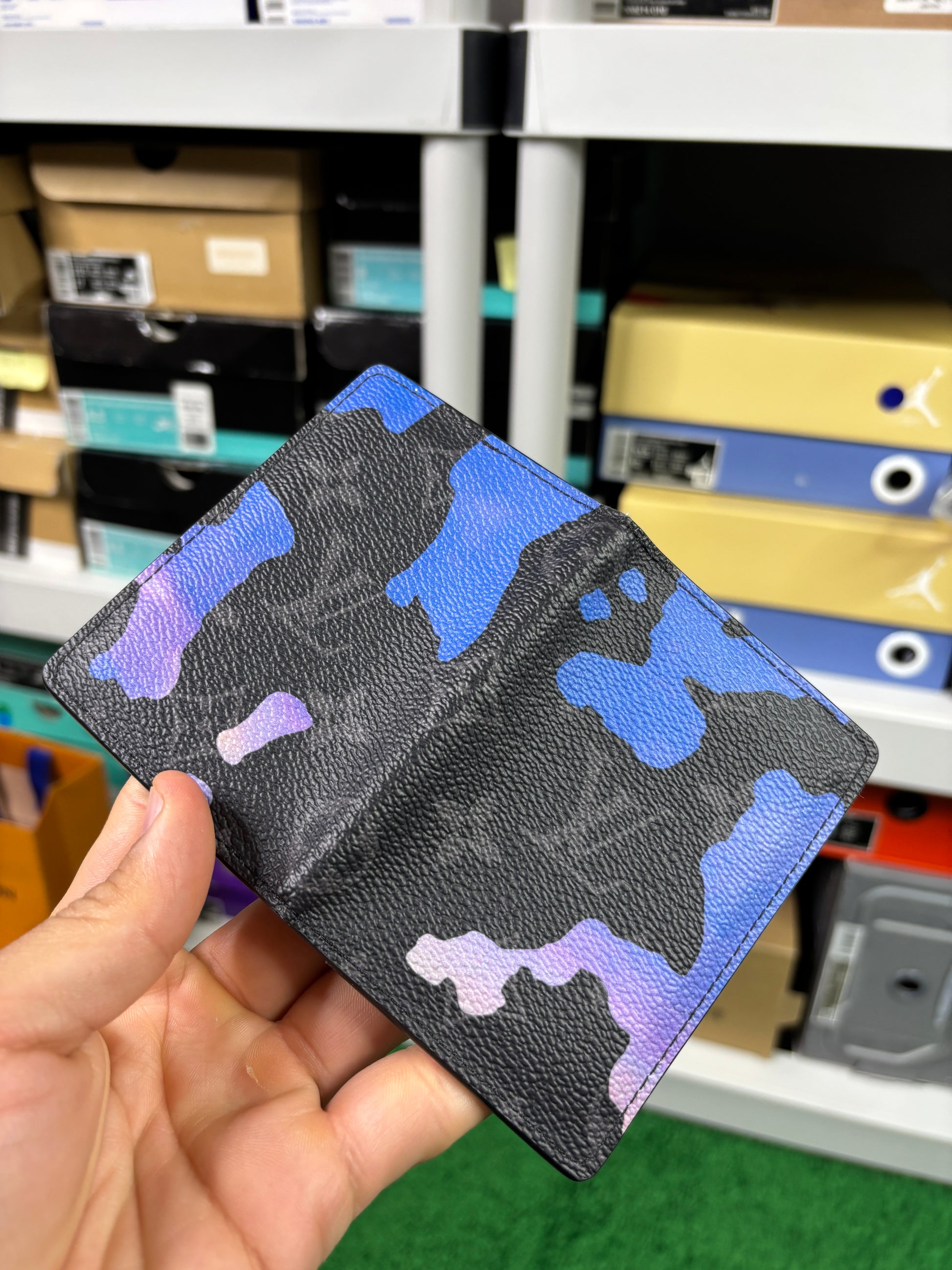 LV Eclipse Sunrise Room With A View Pocket Organizer