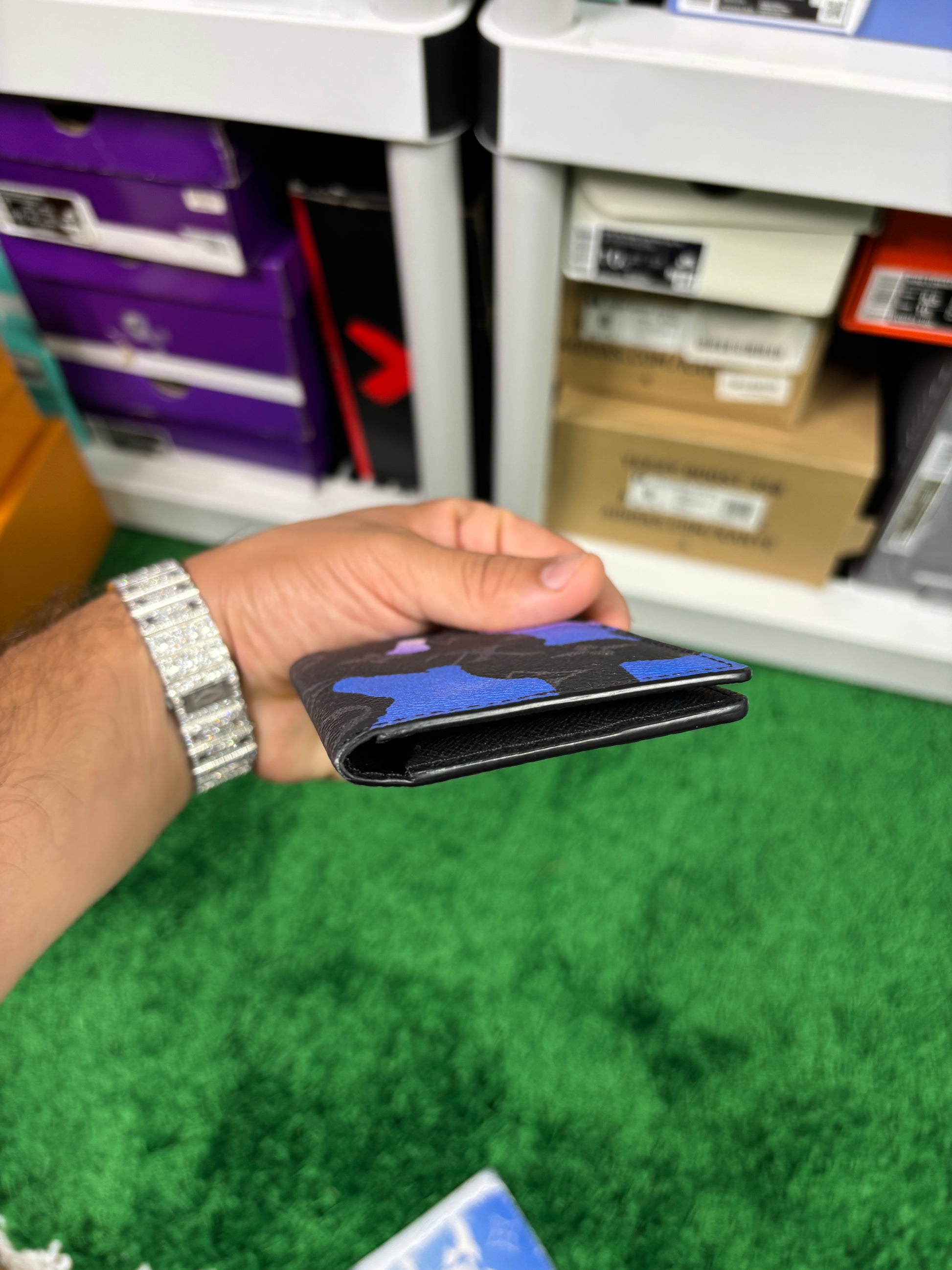 LV Eclipse Sunrise Room With A View Pocket Organizer