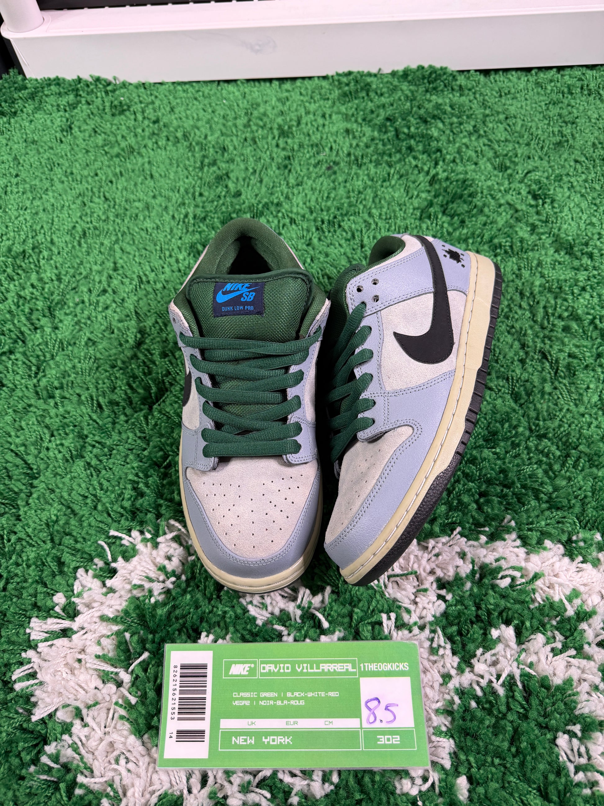 Nike Sb Maple Leafs - Size 8.5