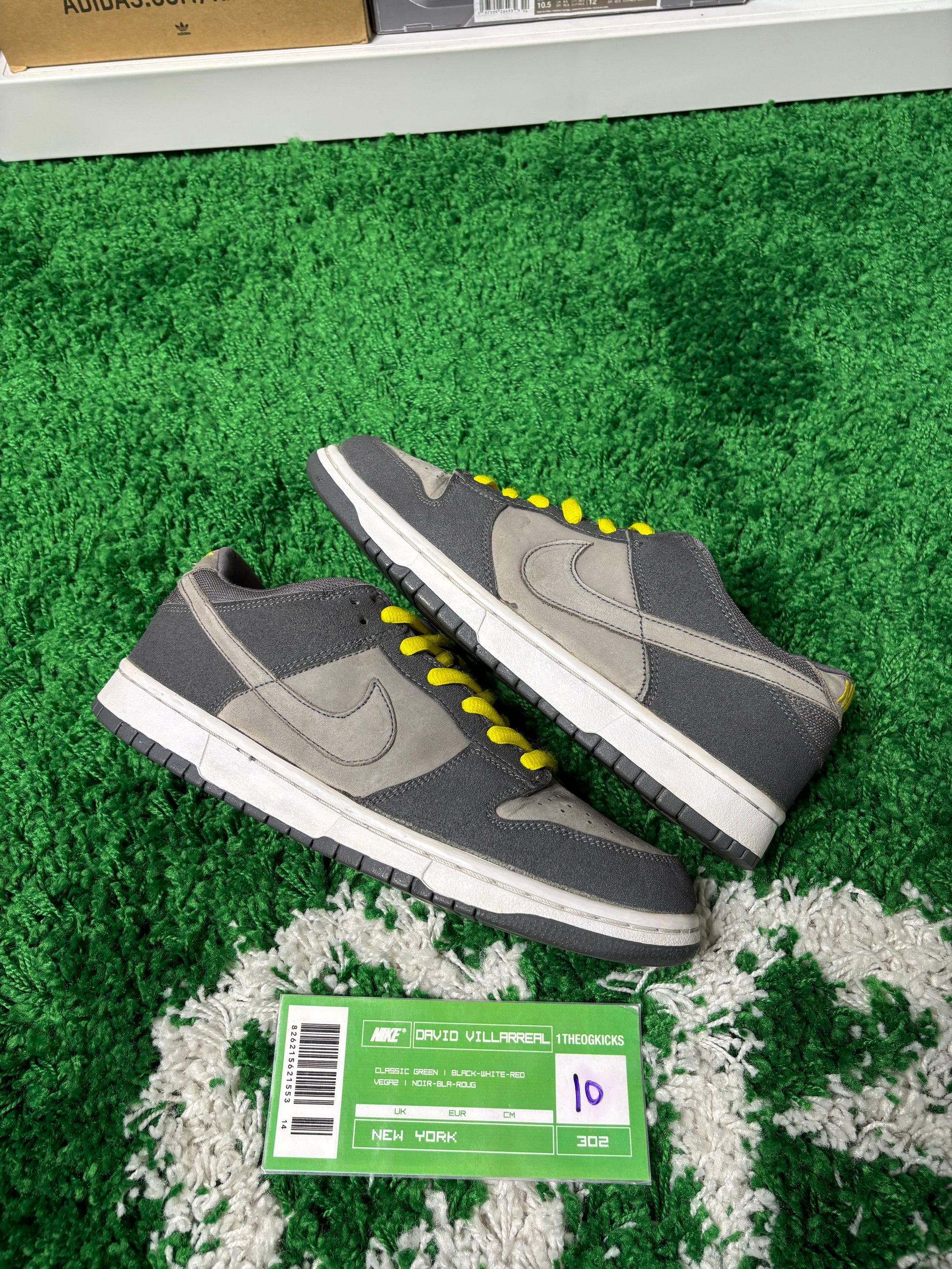 Nike Pro B Lightning - Size 10
