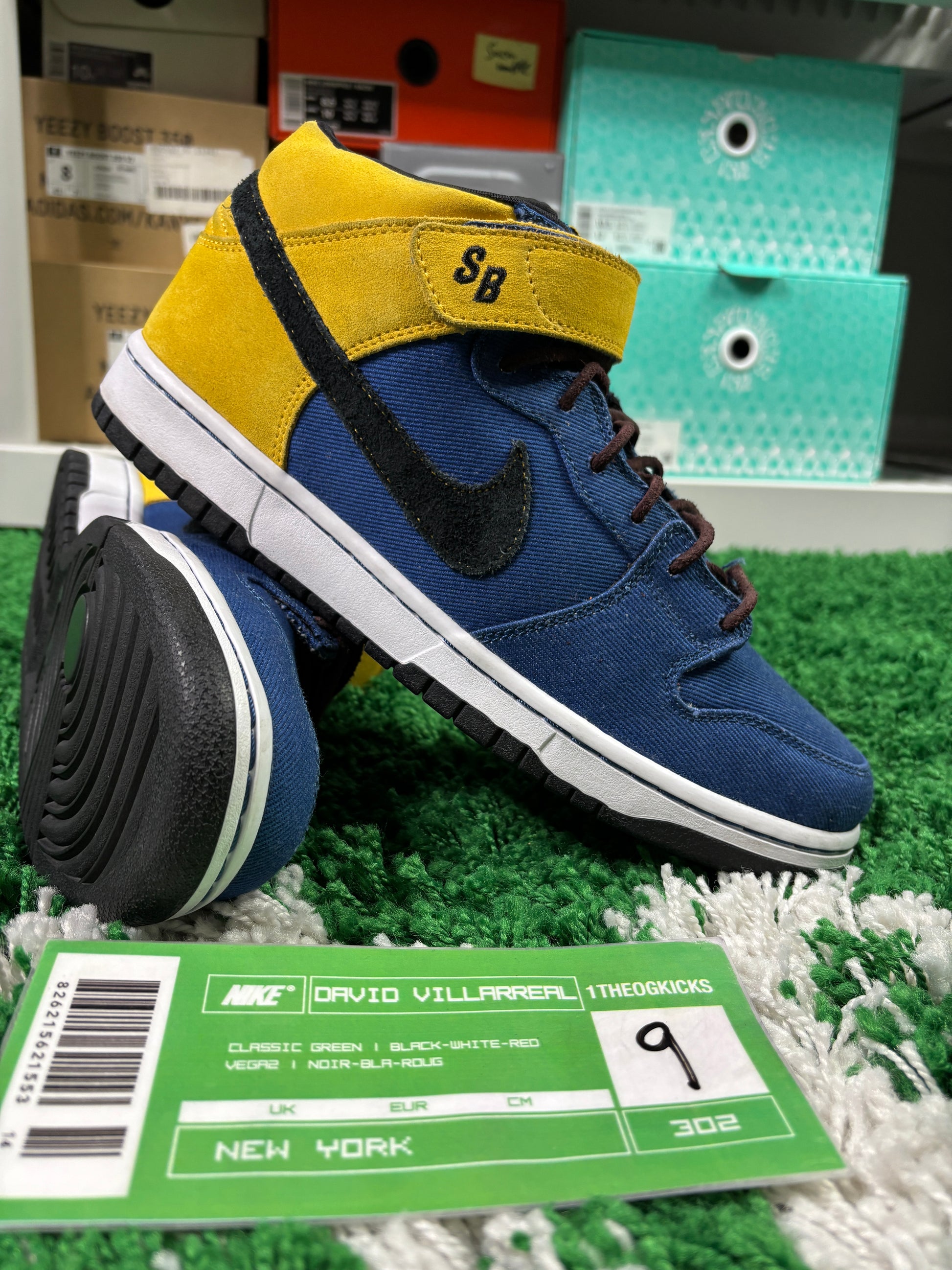 Nike Sb Charlie Browns Sample - Size 9