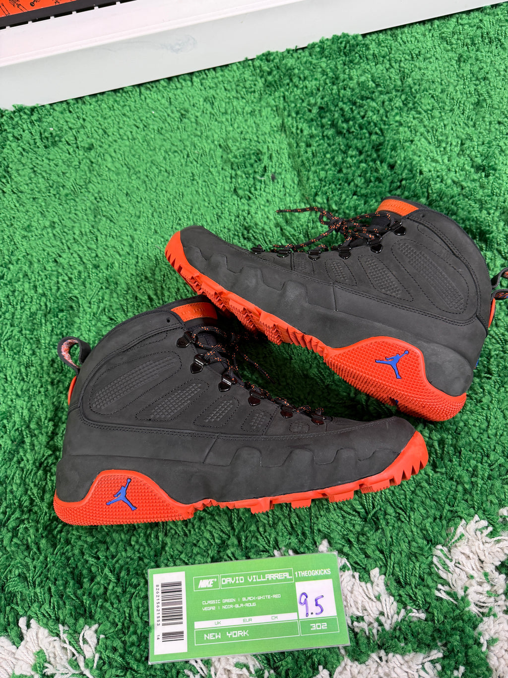 Jordan 9 Gators PE Sample - Size 9.5