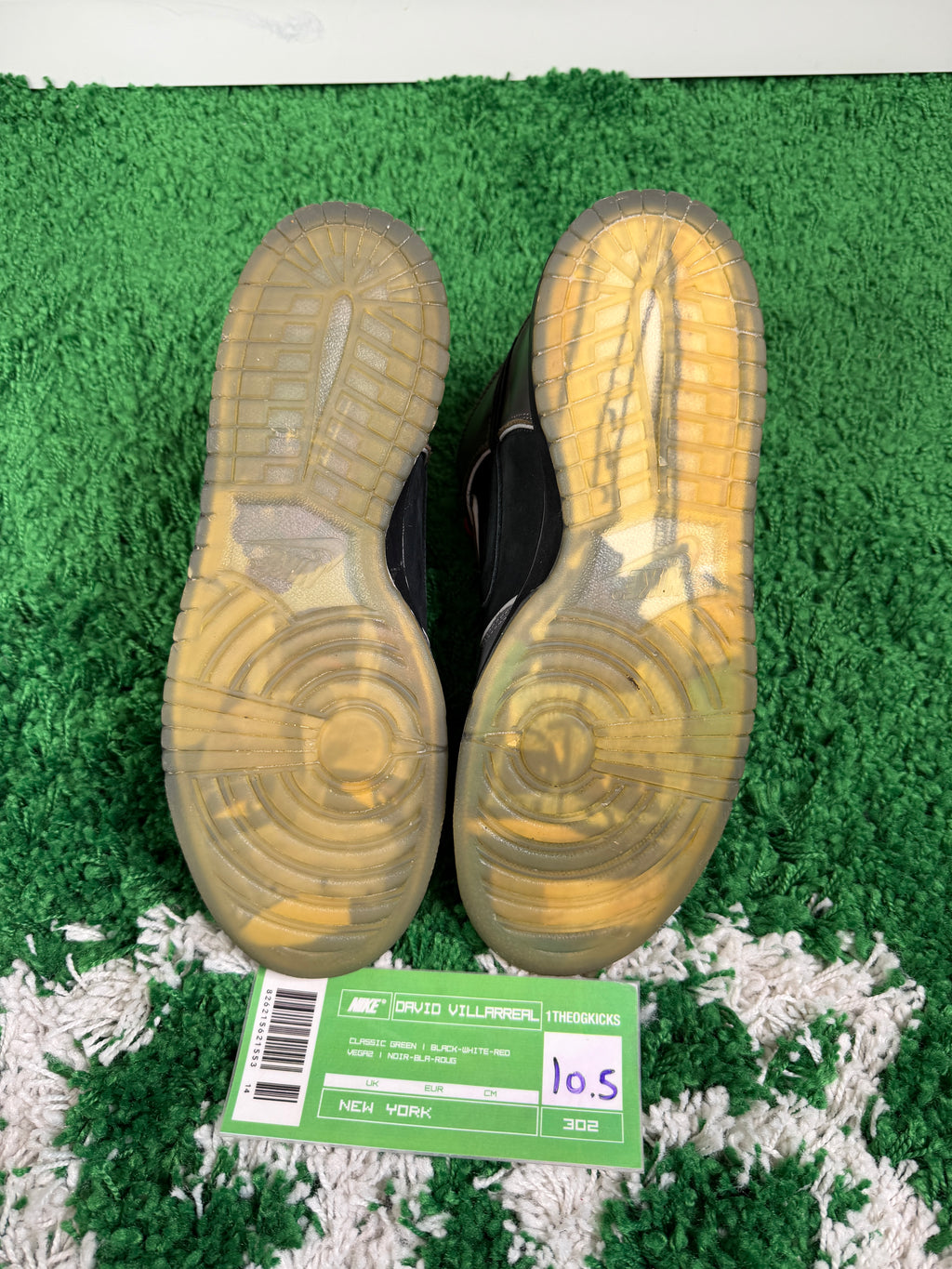 Nike Sb MF DOOM w/ Super 7 Figure - Size 10.5