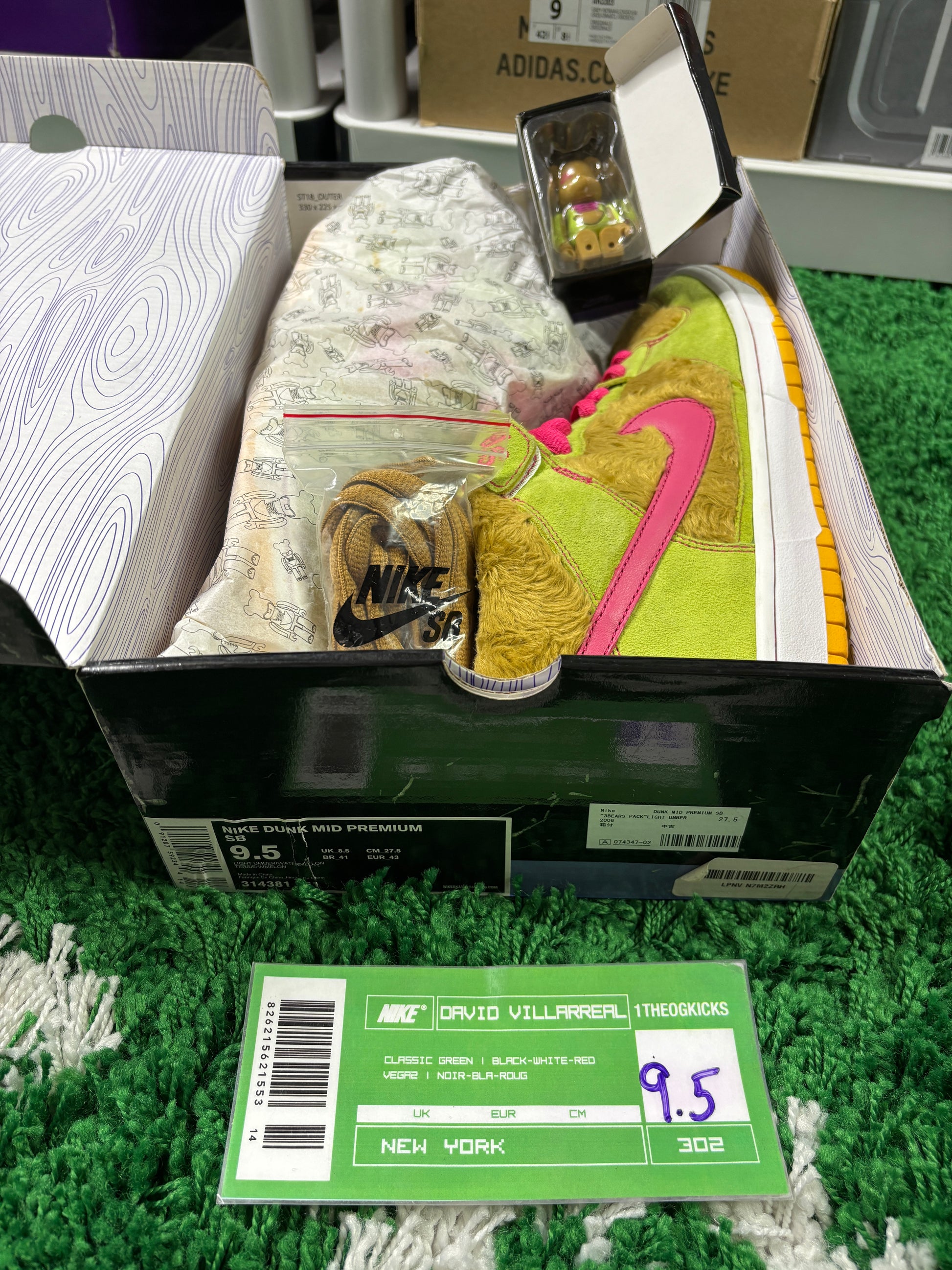 Nike Sb Mama Bear - Size 9.5