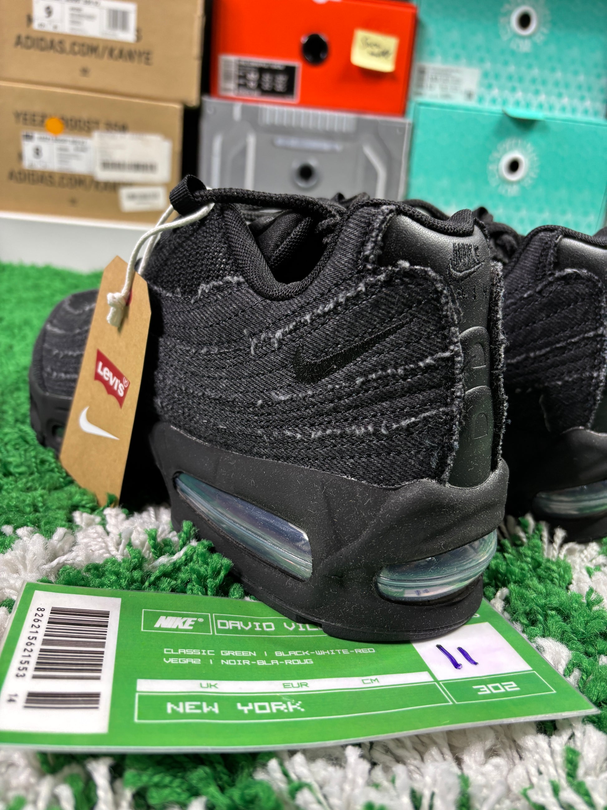 Nike Air Max 95 OG Levi's - Size 11