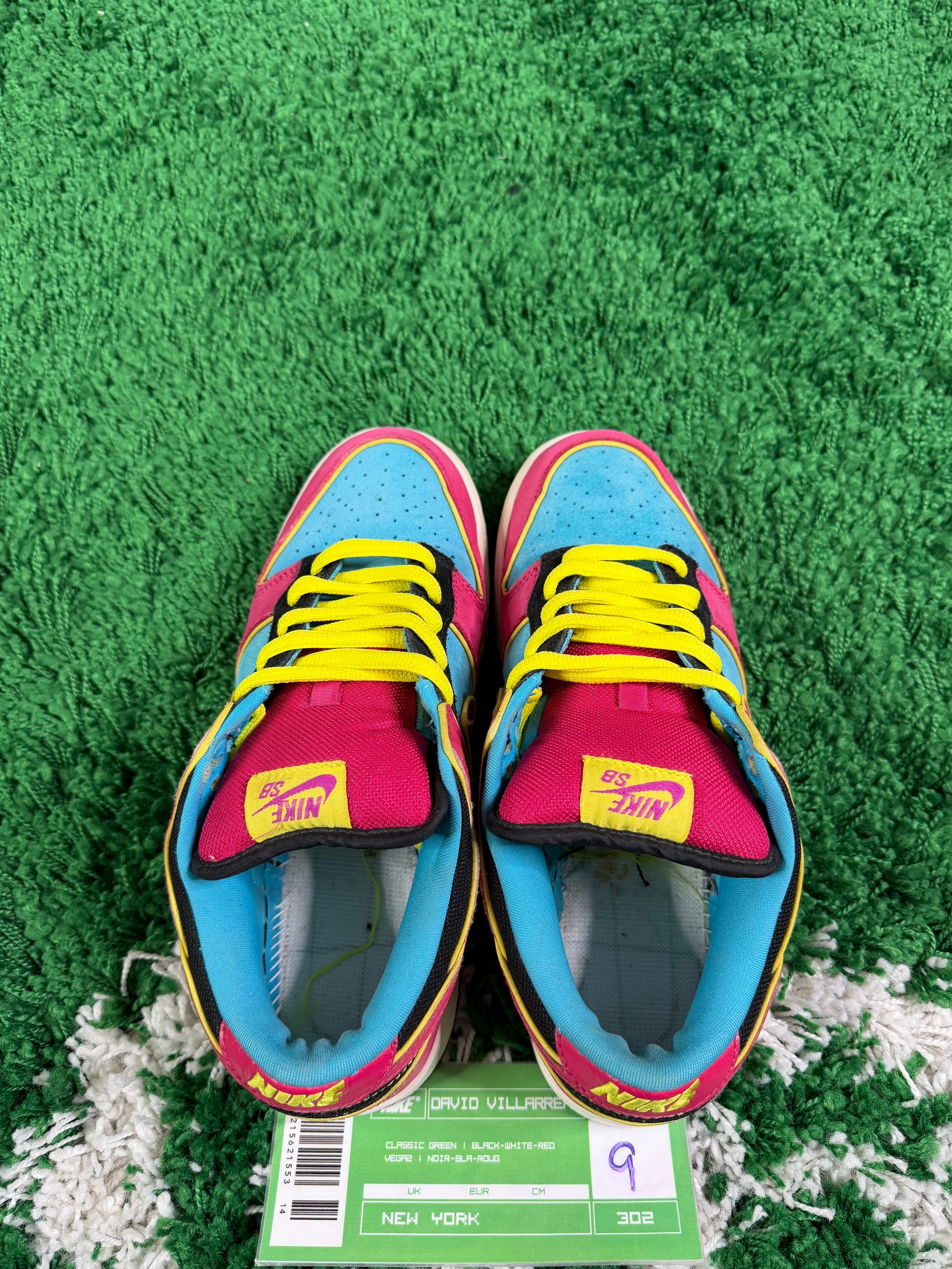 Nike Sb Ms. Pac-Man- Size 9