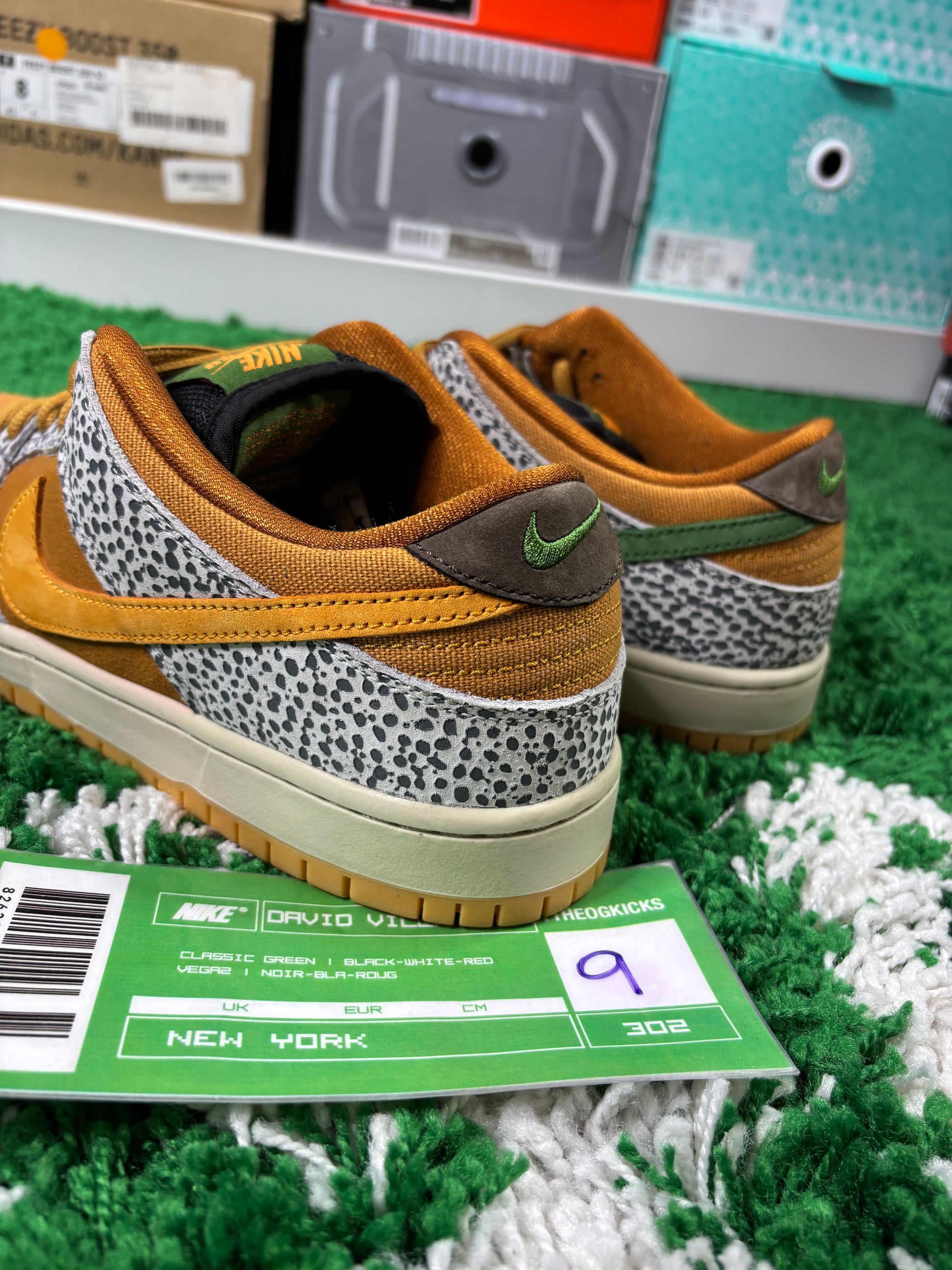 Nike Sb Safari - Size 9