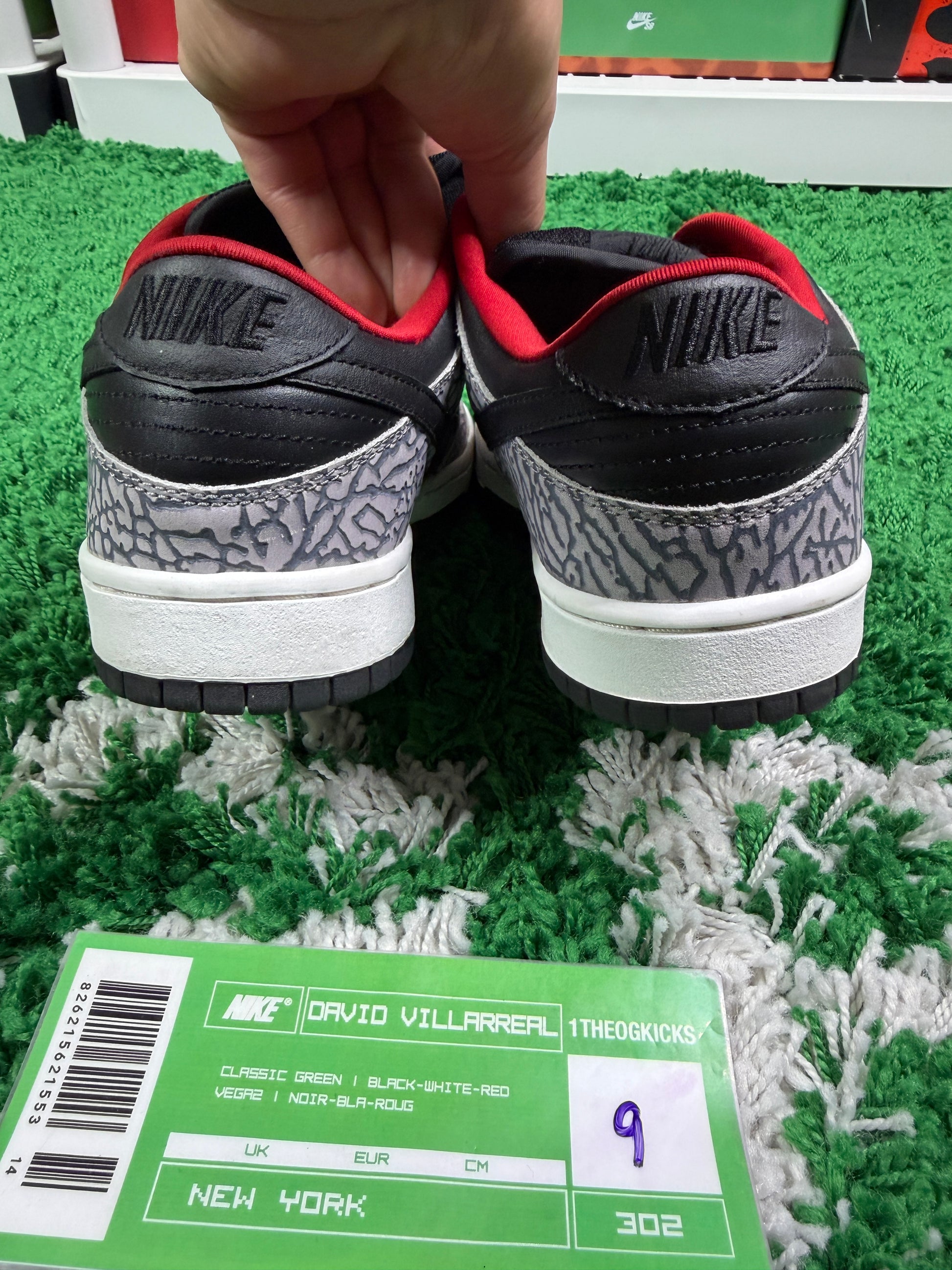 Nike Sb Supreme Black - Size 9