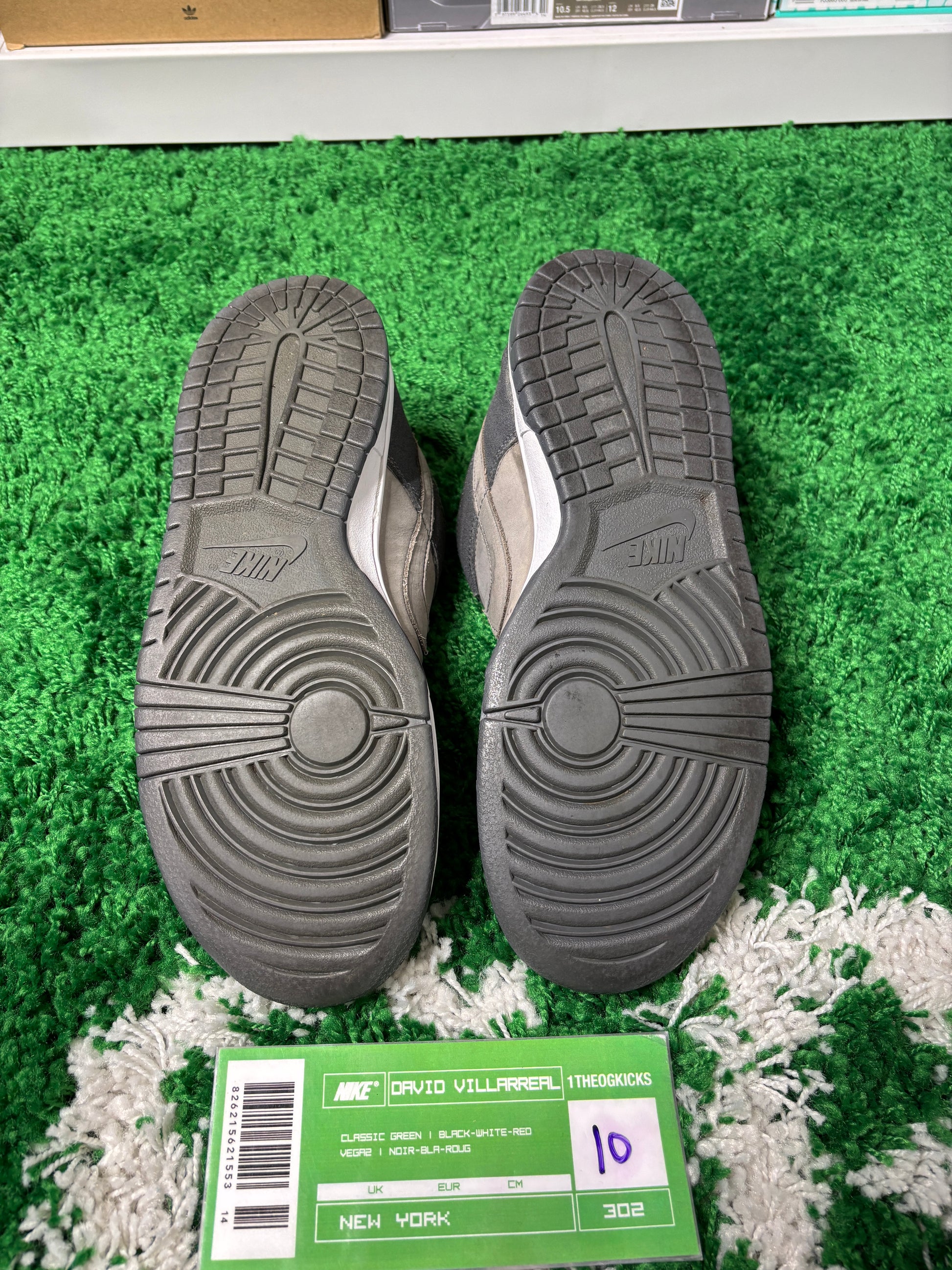 Nike Pro B Lightning - Size 10