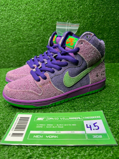 Nike Sb Reverse Skunks - Size 4.5