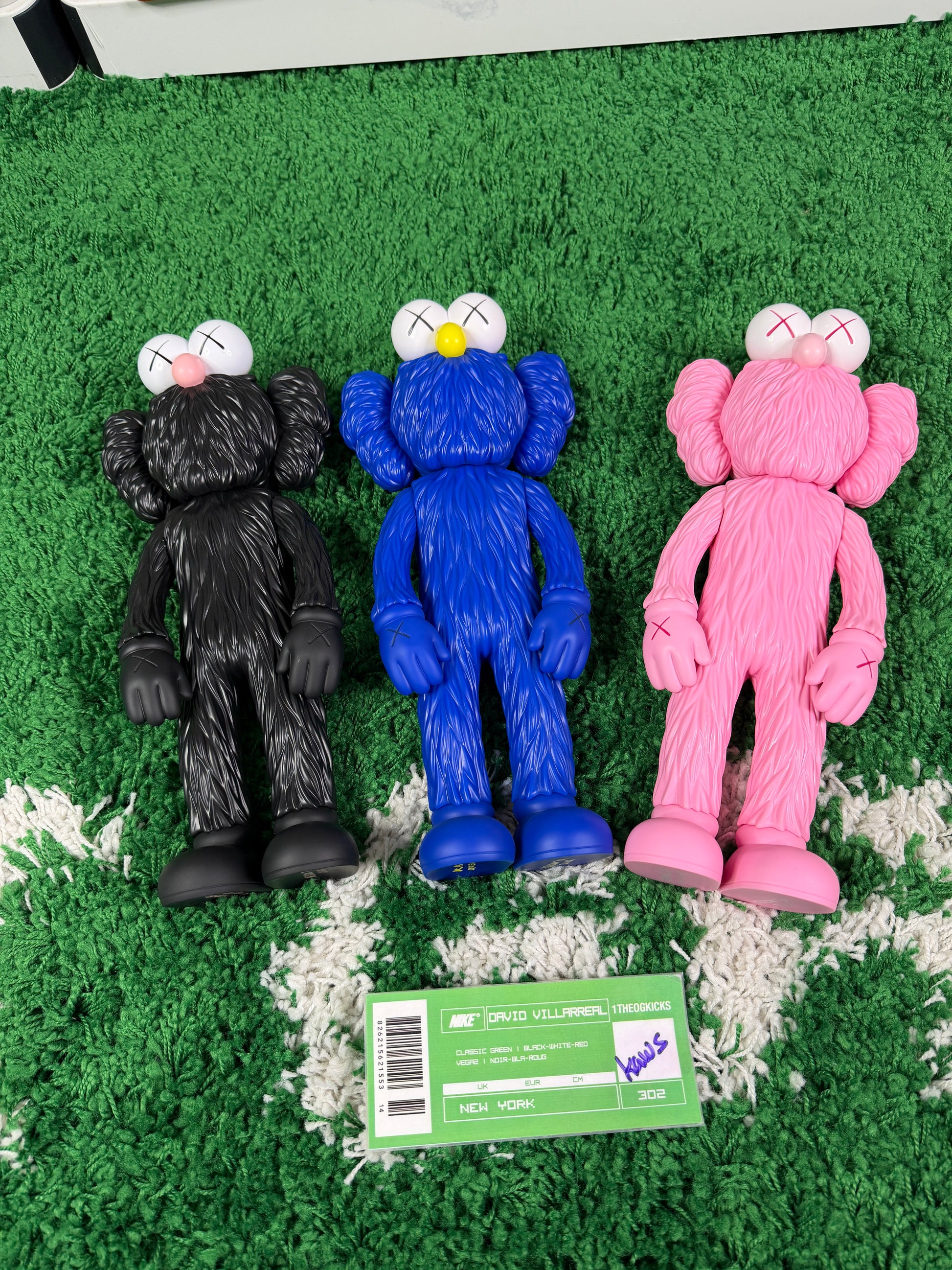 Kaws BFF Open Edition Companion Set
