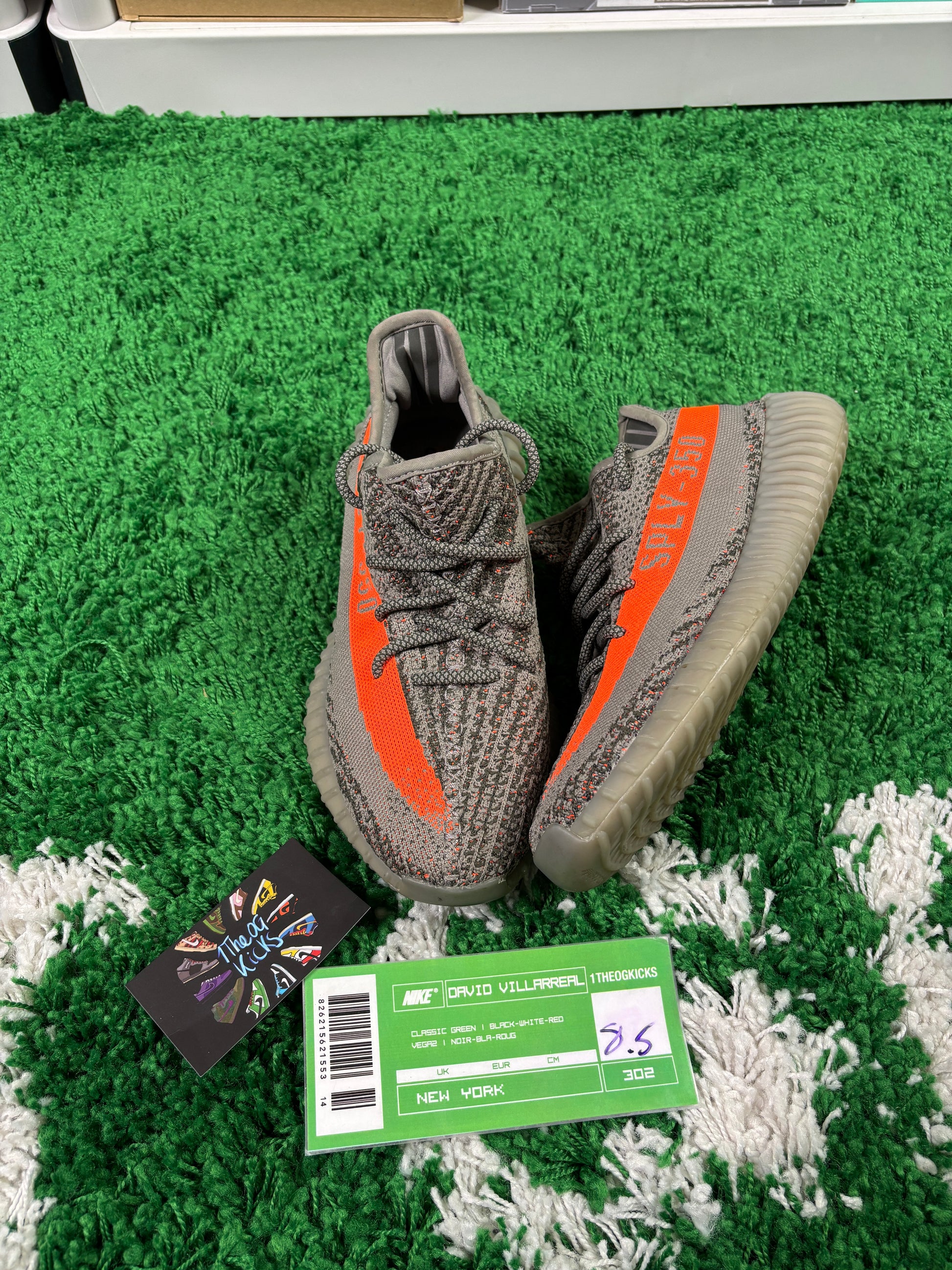 Yeezy Boost 350 V2 'Beluga Reflective' - Size 8.5