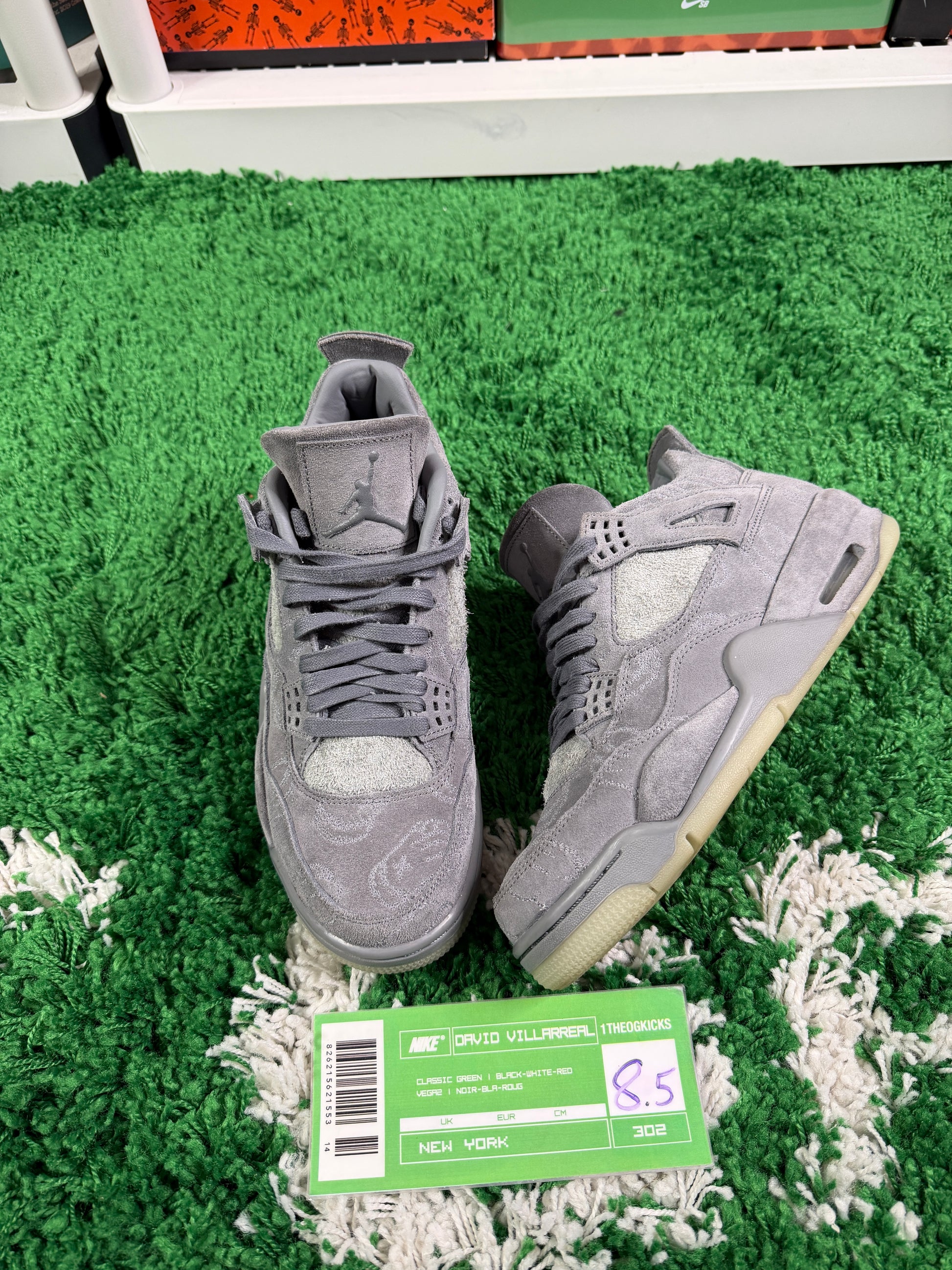 Jordan 4 Kaws Grey - Size 8.5
