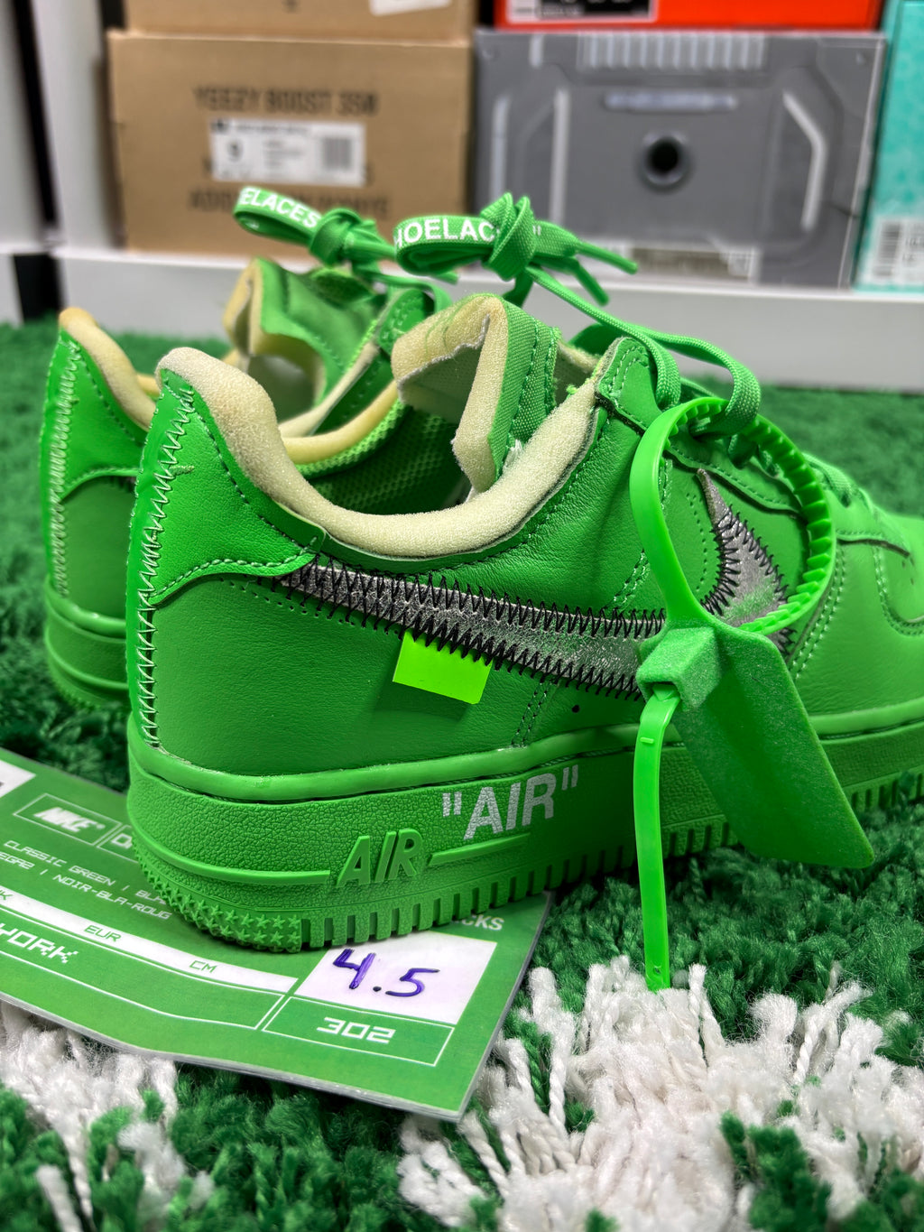 Air Force 1 Off White Brooklyn - Size 4.5