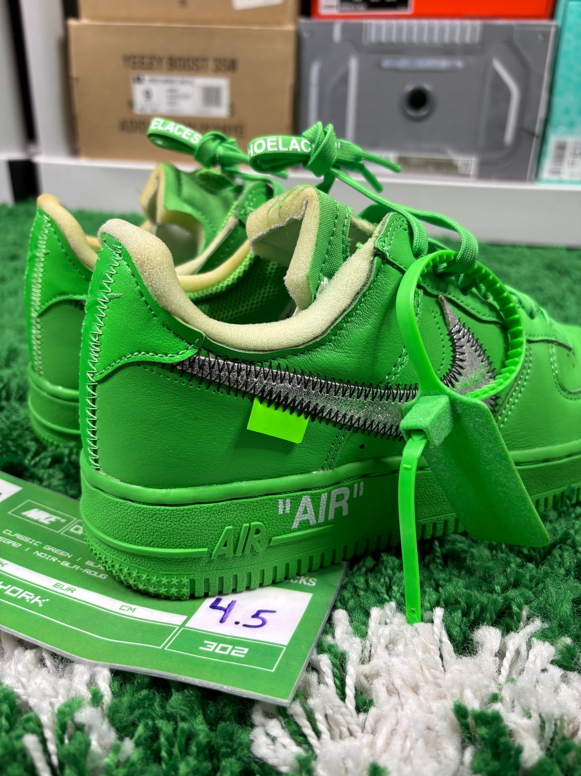 Air Force 1 Off White Brooklyn - Size 4.5