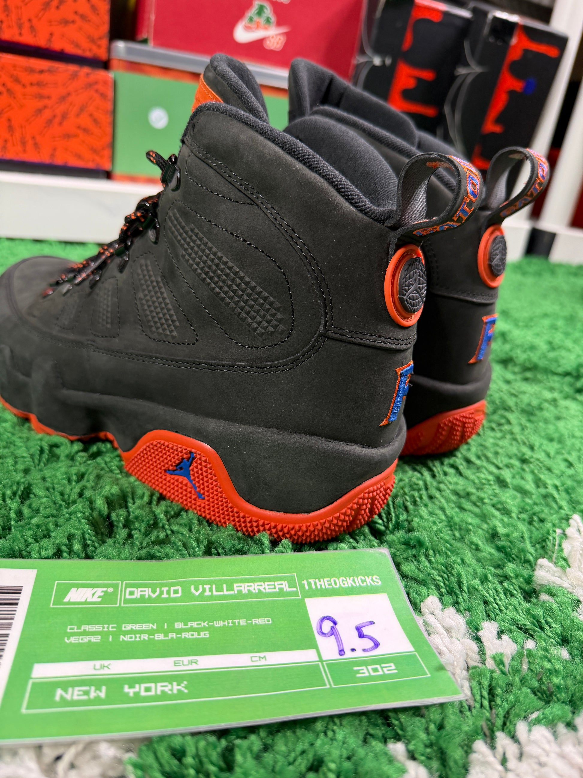 Jordan 9 Gators PE Sample - Size 9.5