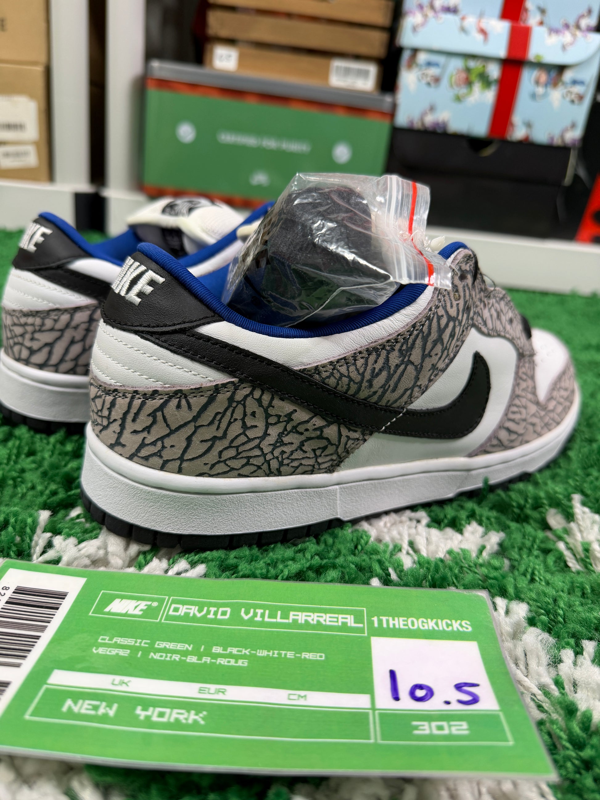 Nike Sb White Supreme Lows - Size 10.5