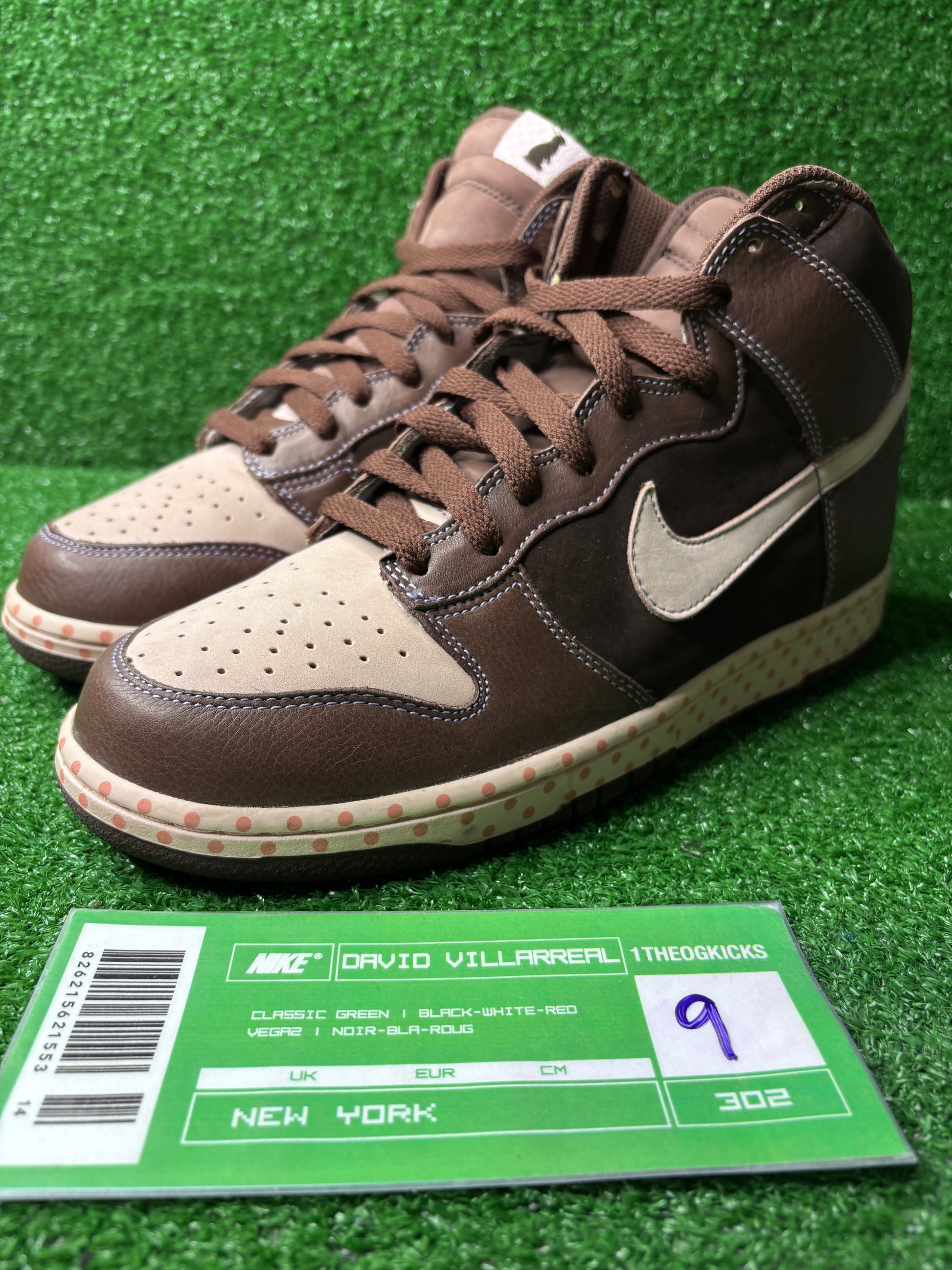 Nike Dunk Easter Poka Dot Chocolates - Size 9