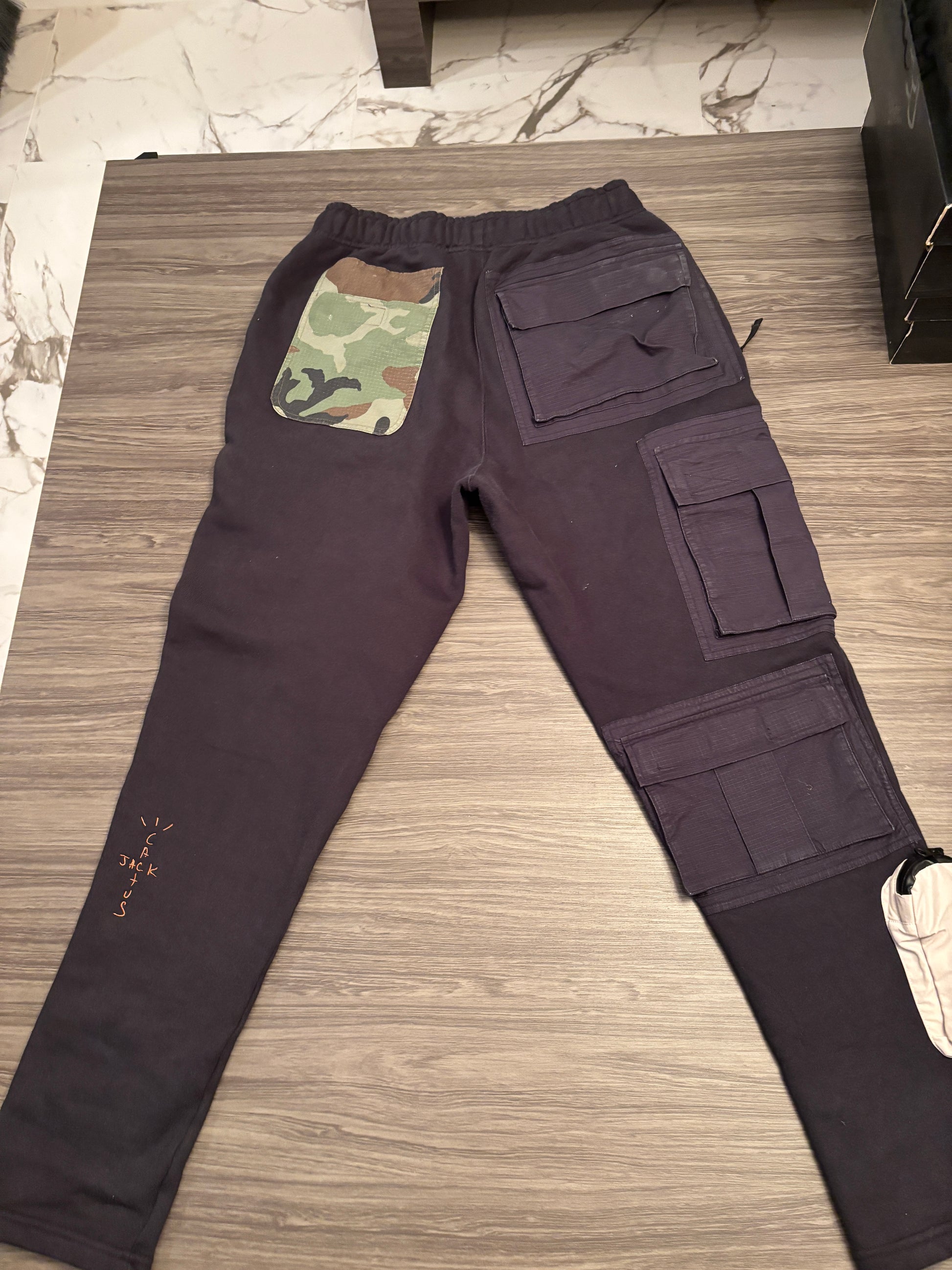 Travis Scott x Nike NRG AG Utility Sweatpants - Size M