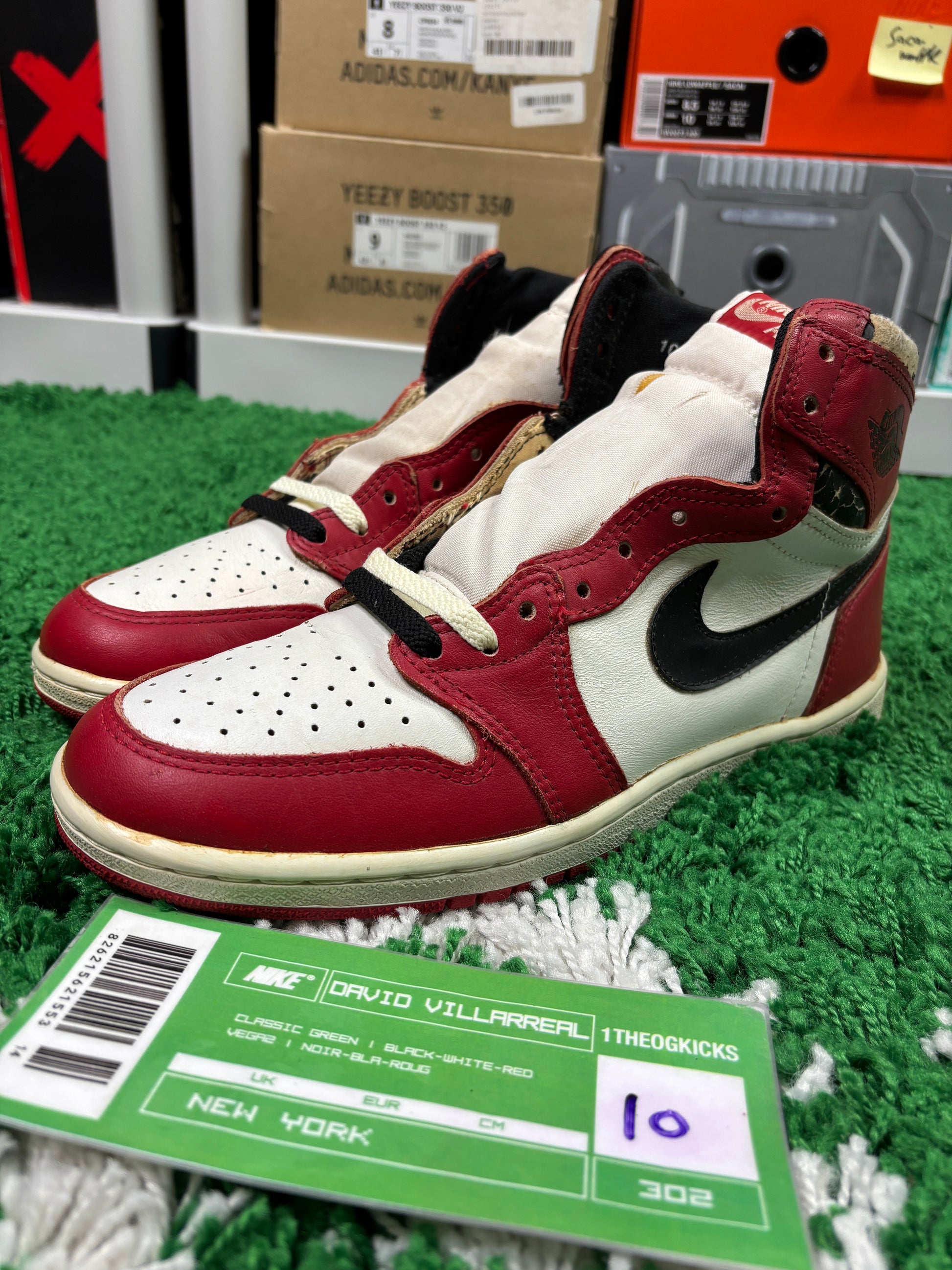 Air Jordan 1 Chicago 1985 - Size 10