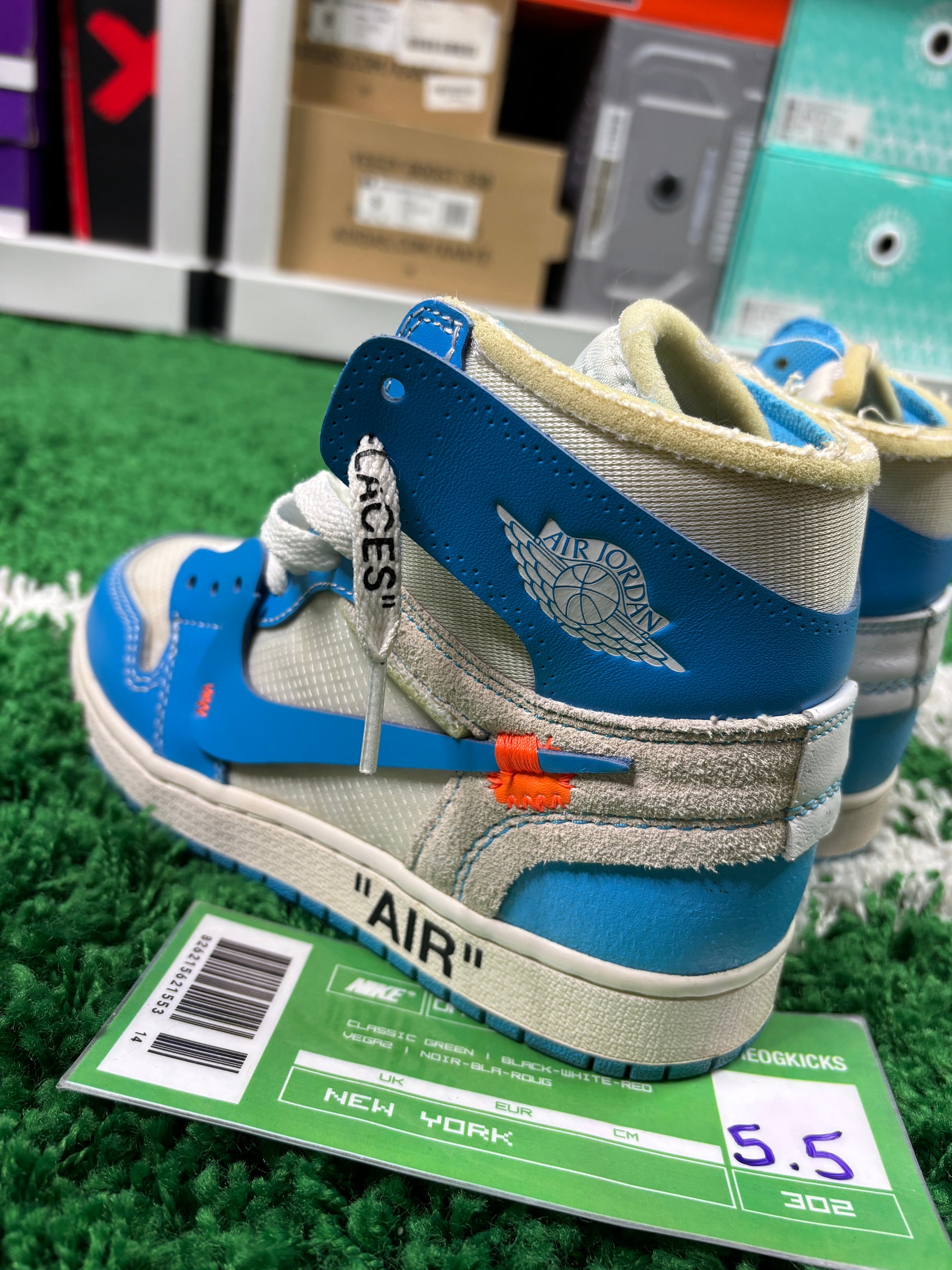 Jordan 1 OFF WHITE UNC- size 5.5