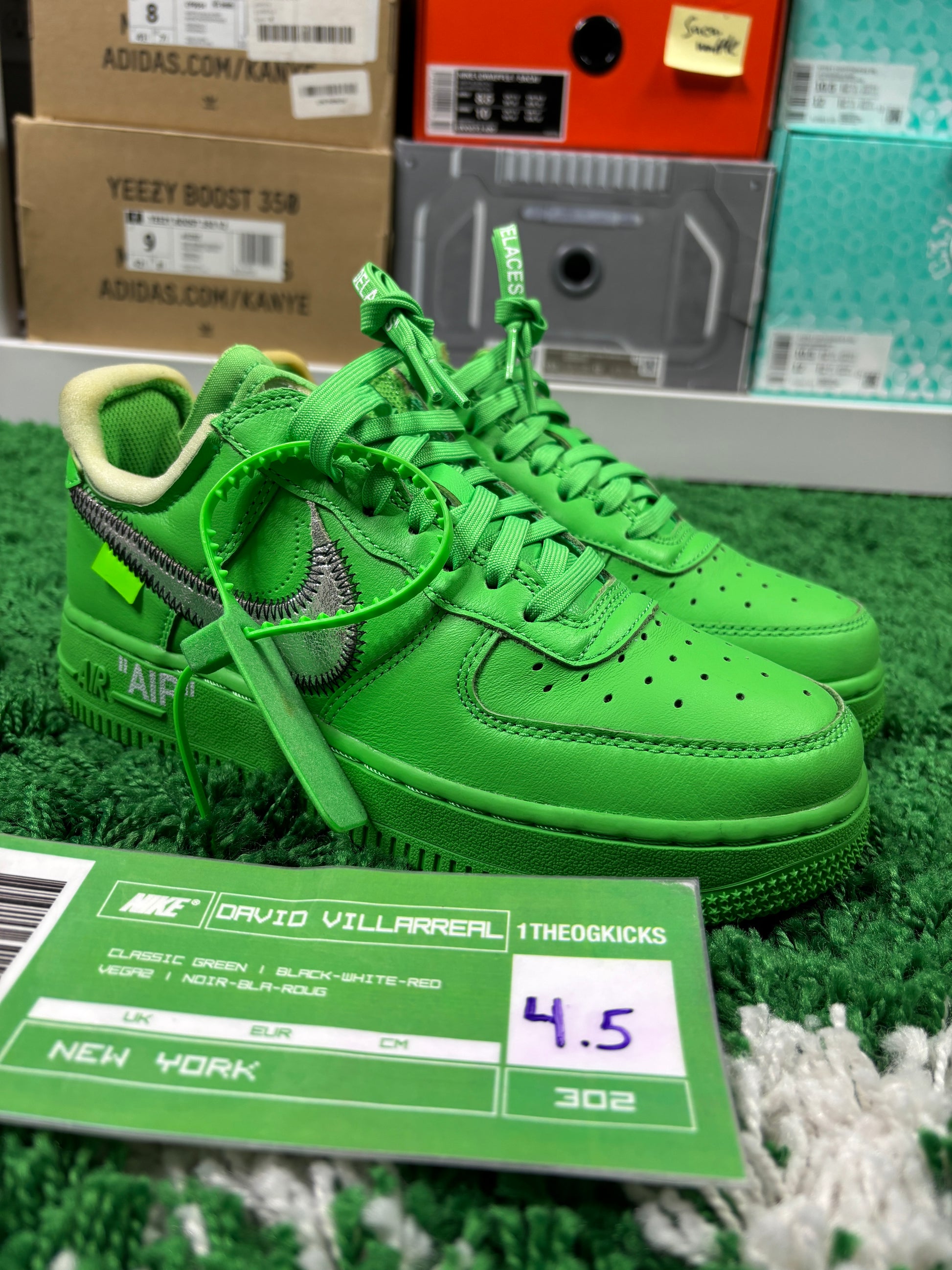 Air Force 1 Off White Brooklyn - Size 4.5