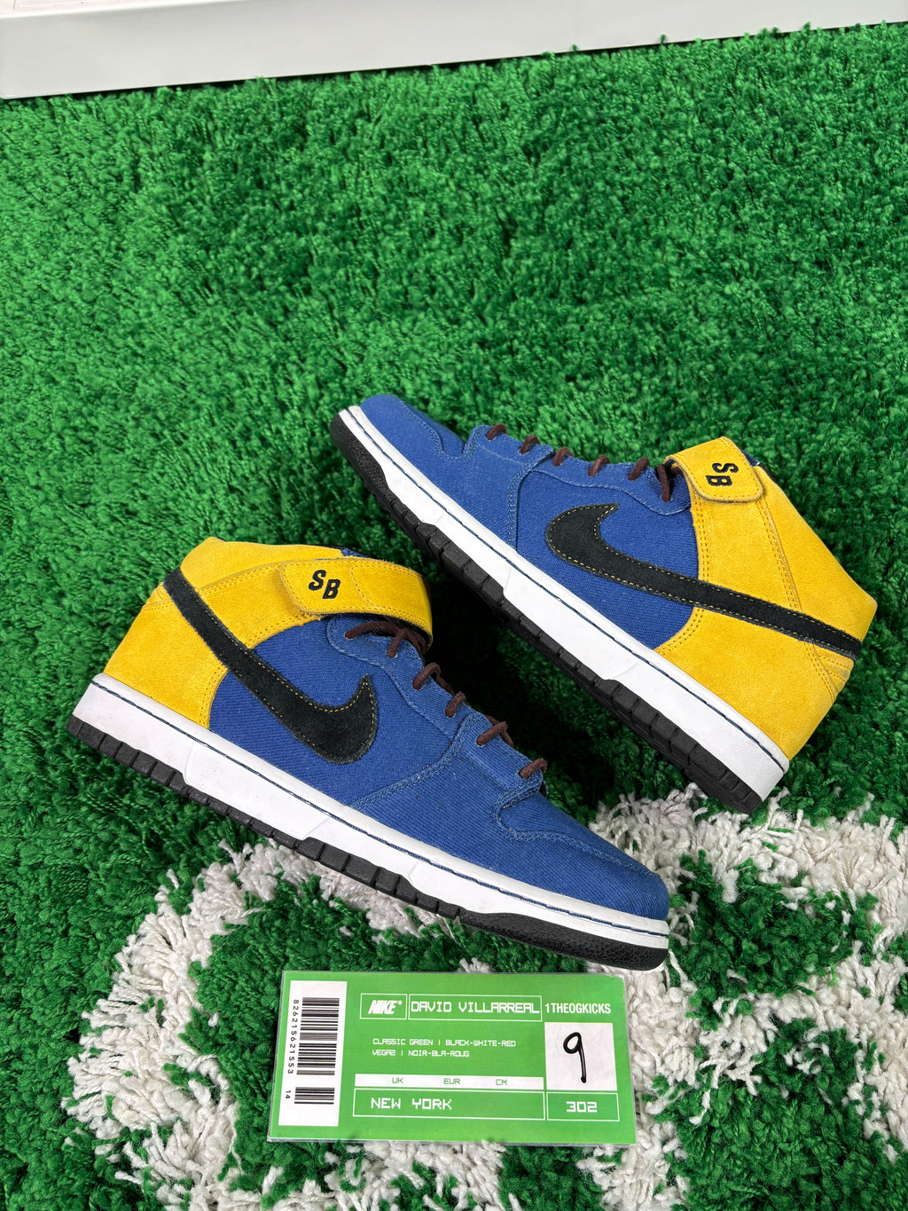 Nike Sb Charlie Browns Sample - Size 9
