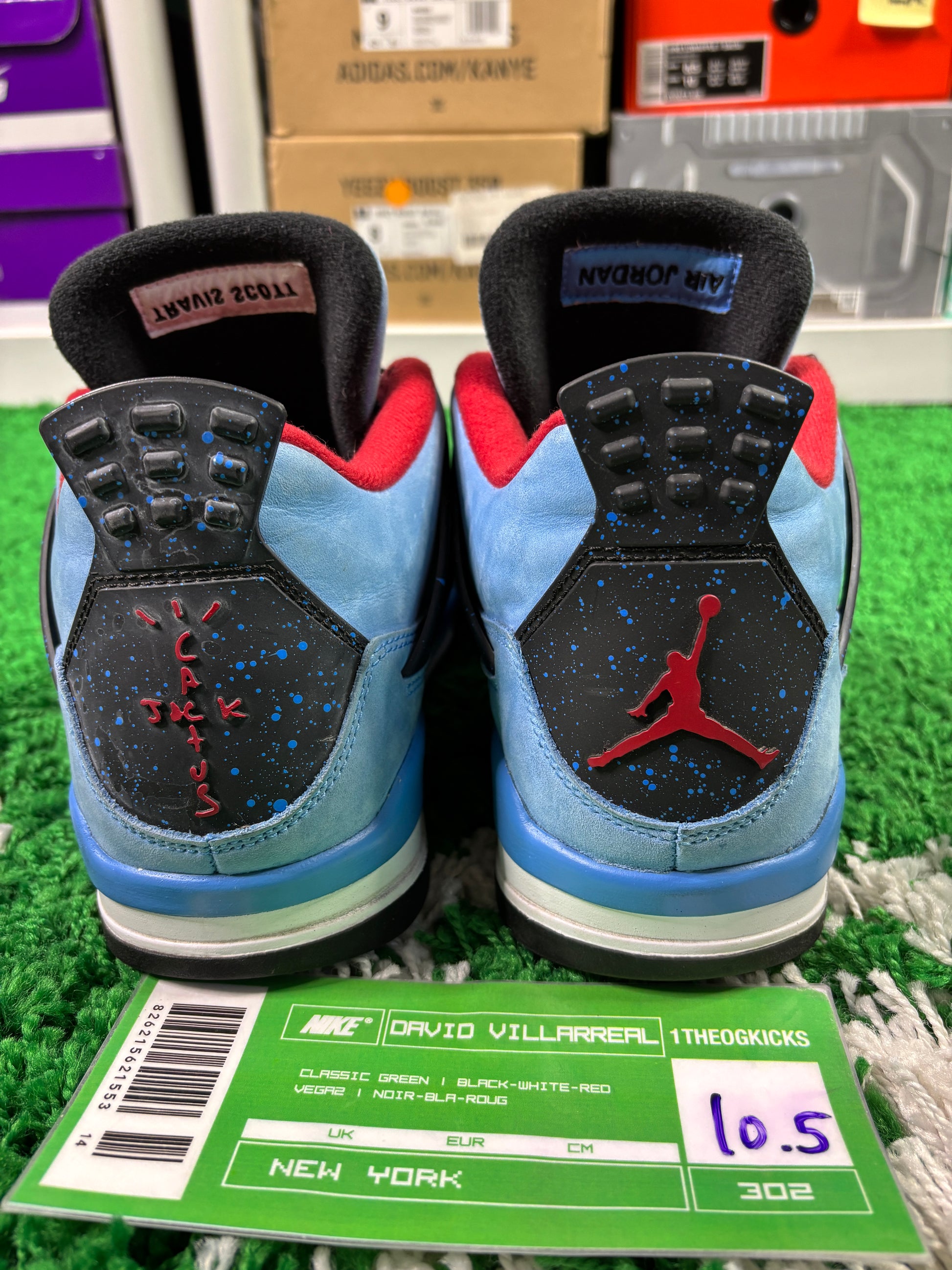 Jordan 4 Travis Scotts - Size 10.5