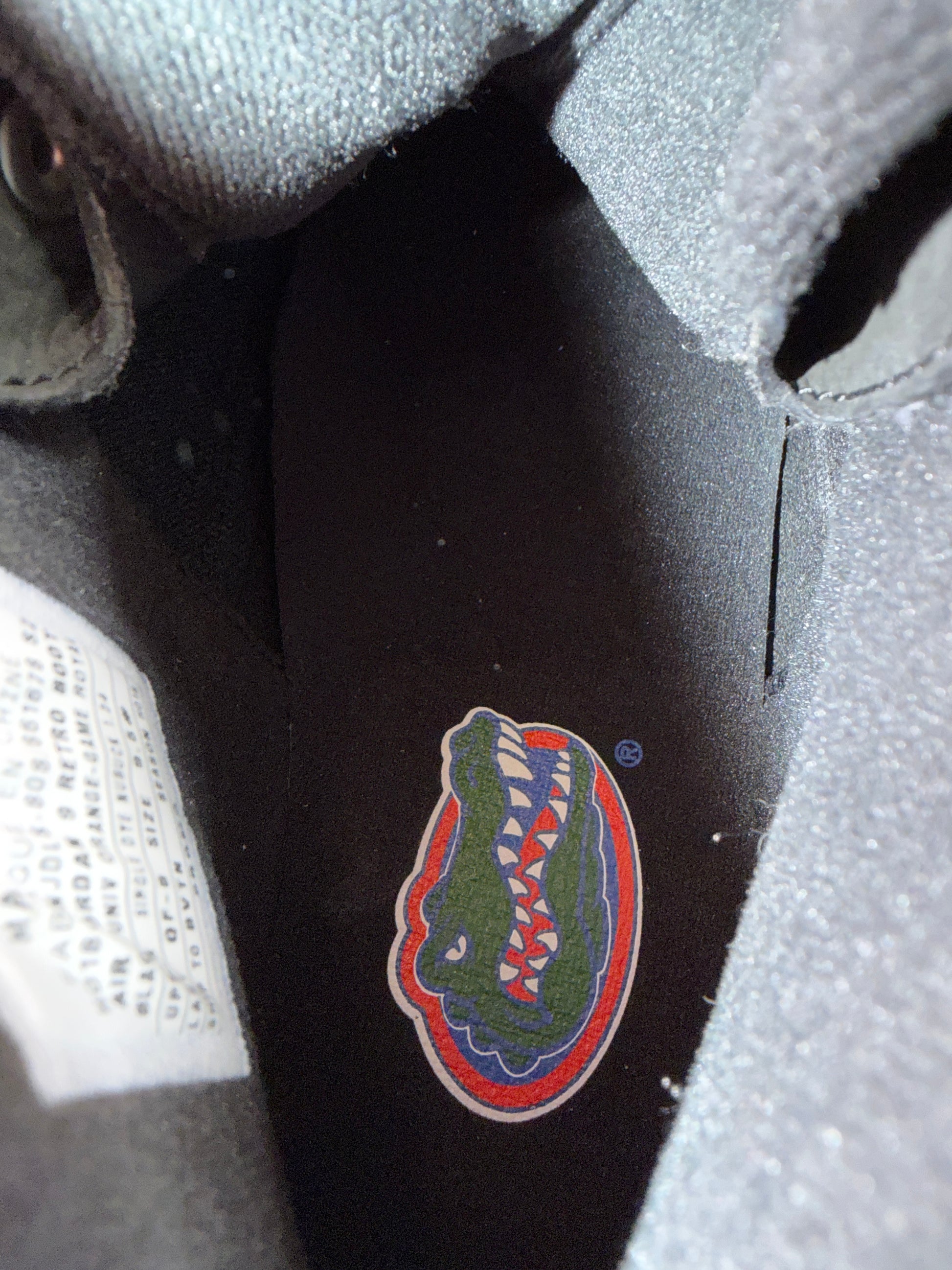 Jordan 9 Gators PE Sample - Size 9.5