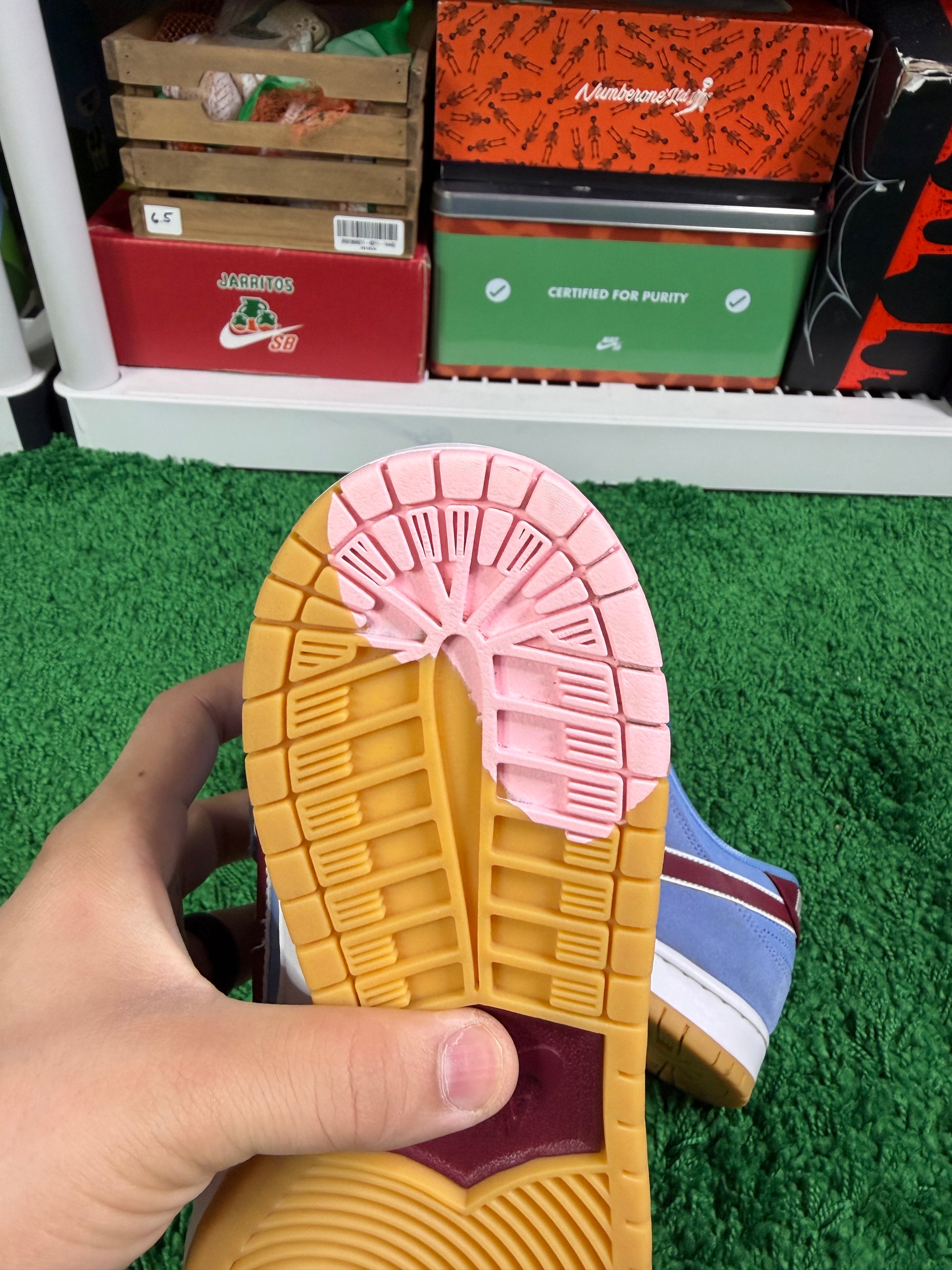 Nike Sb Phillies - Size 9