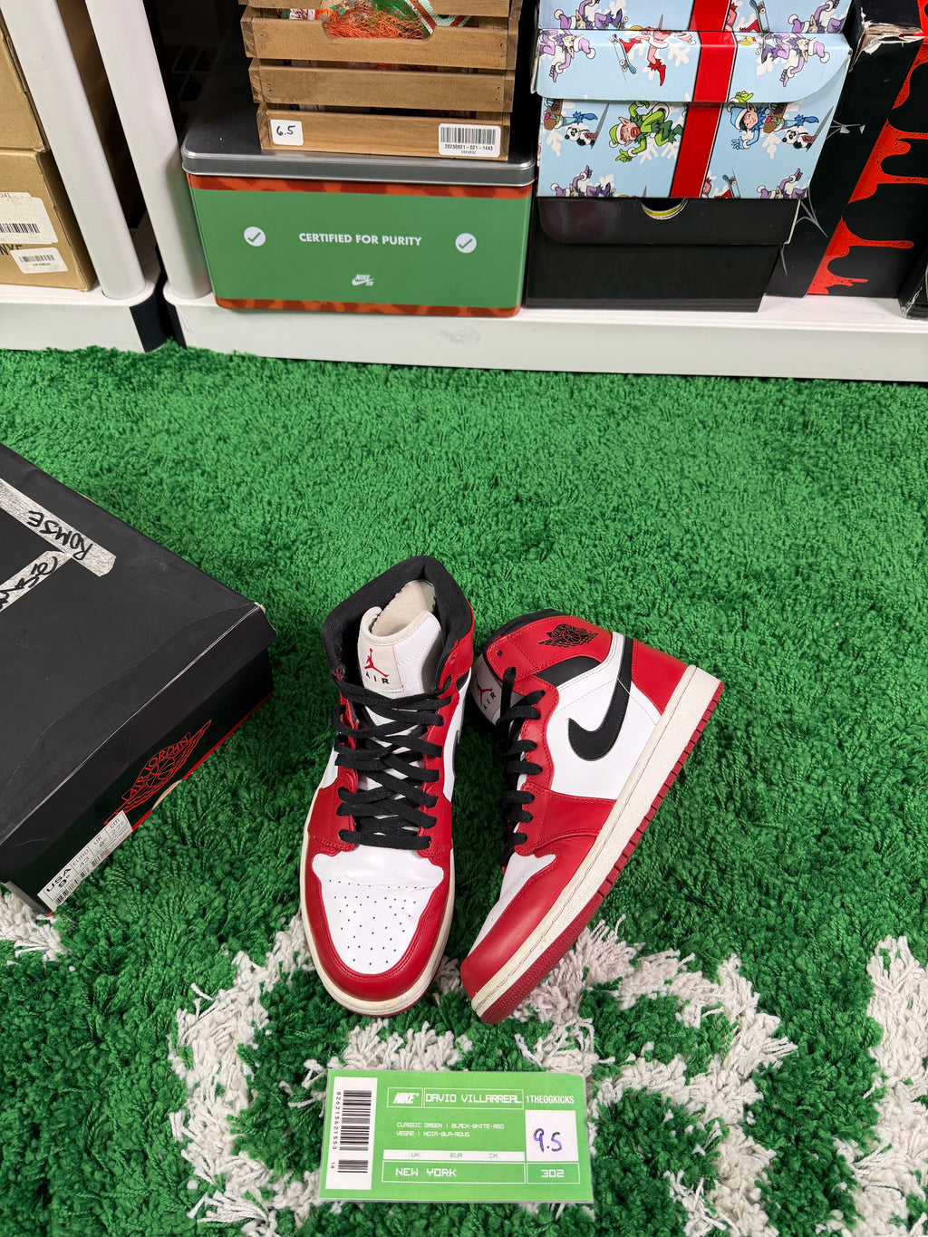 Air Jordan 1 Chicago - Size 9.5