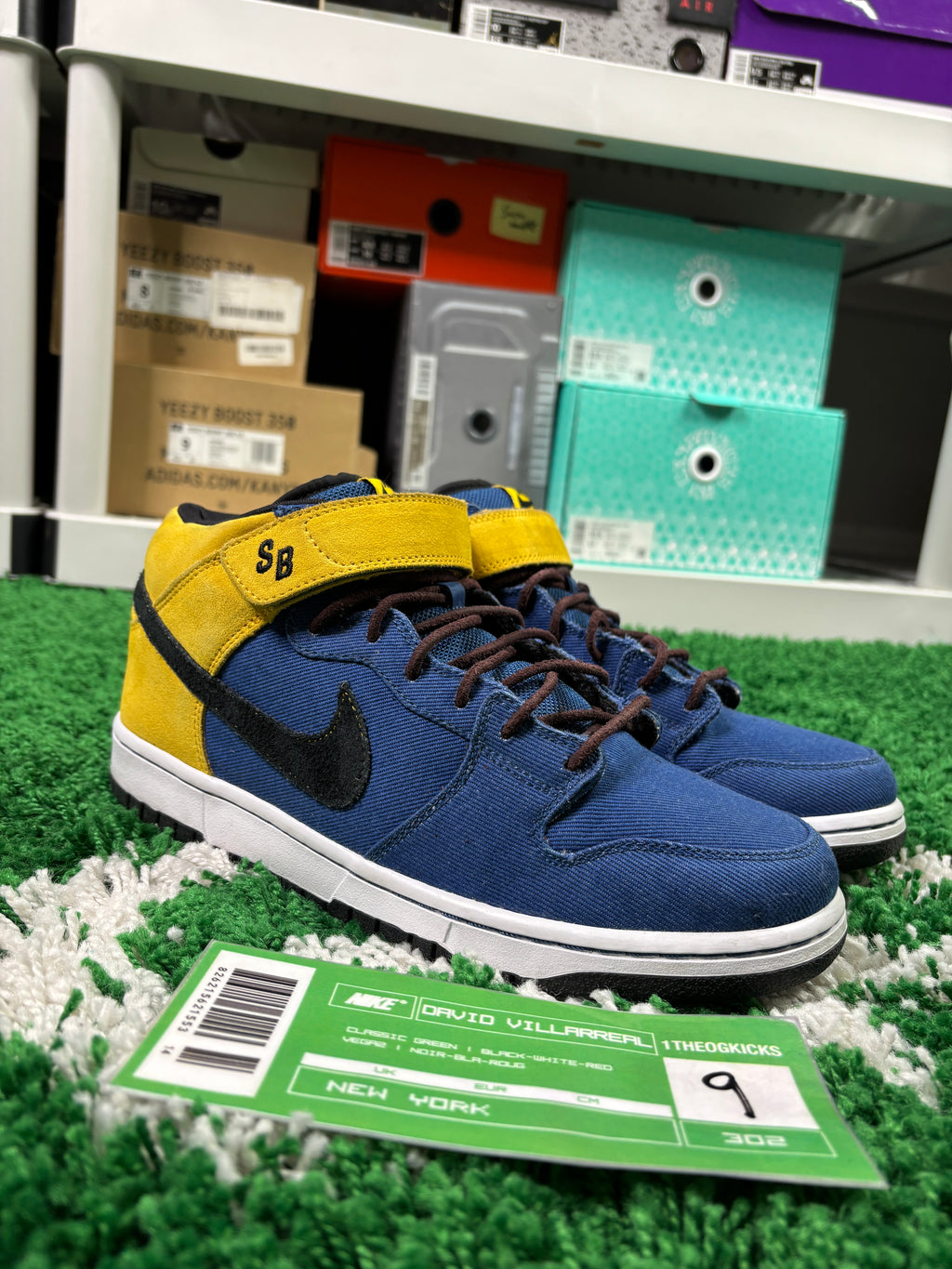 Nike Sb Charlie Browns Sample - Size 9
