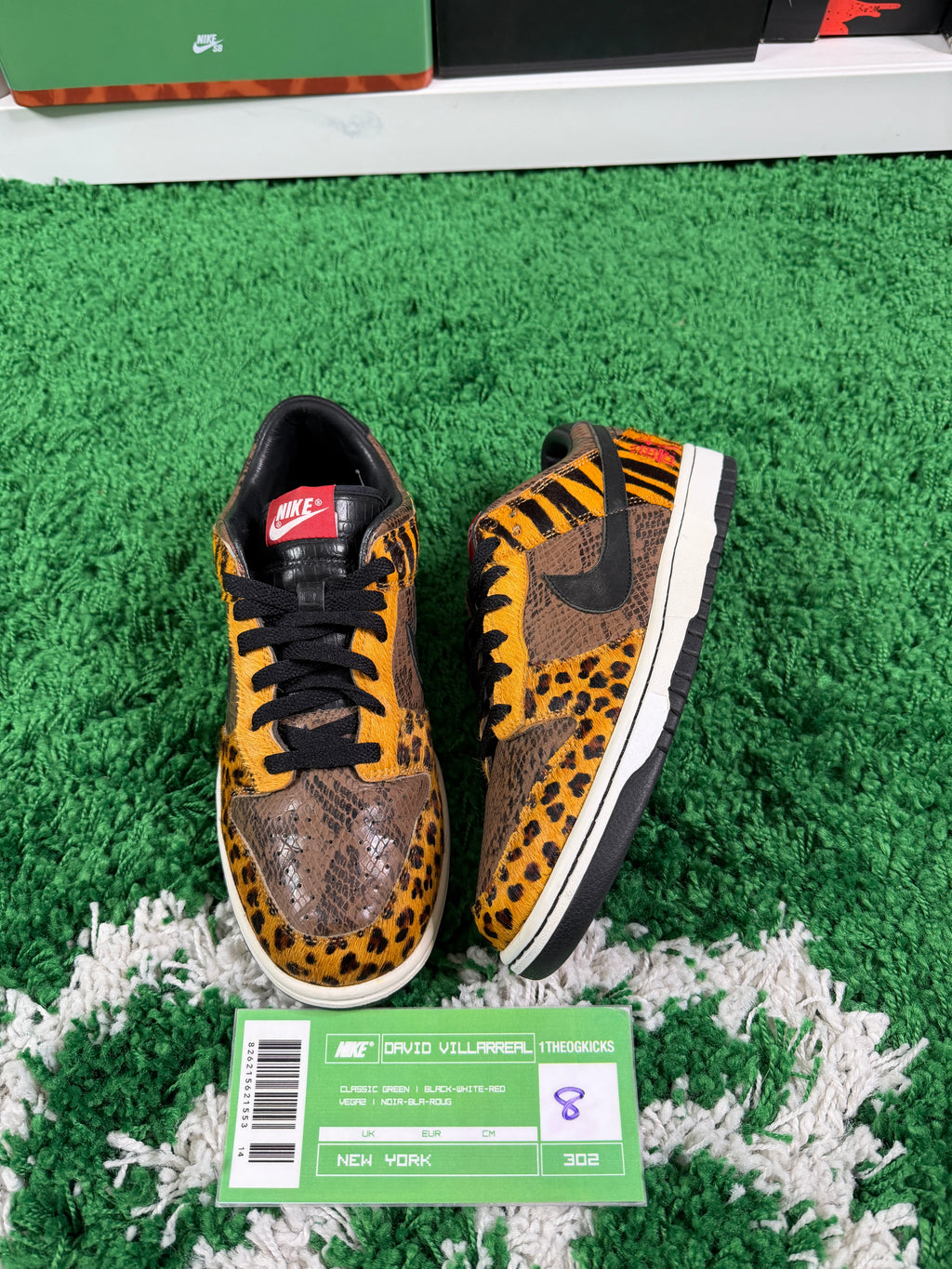 Nike Beast Pack - Size 8