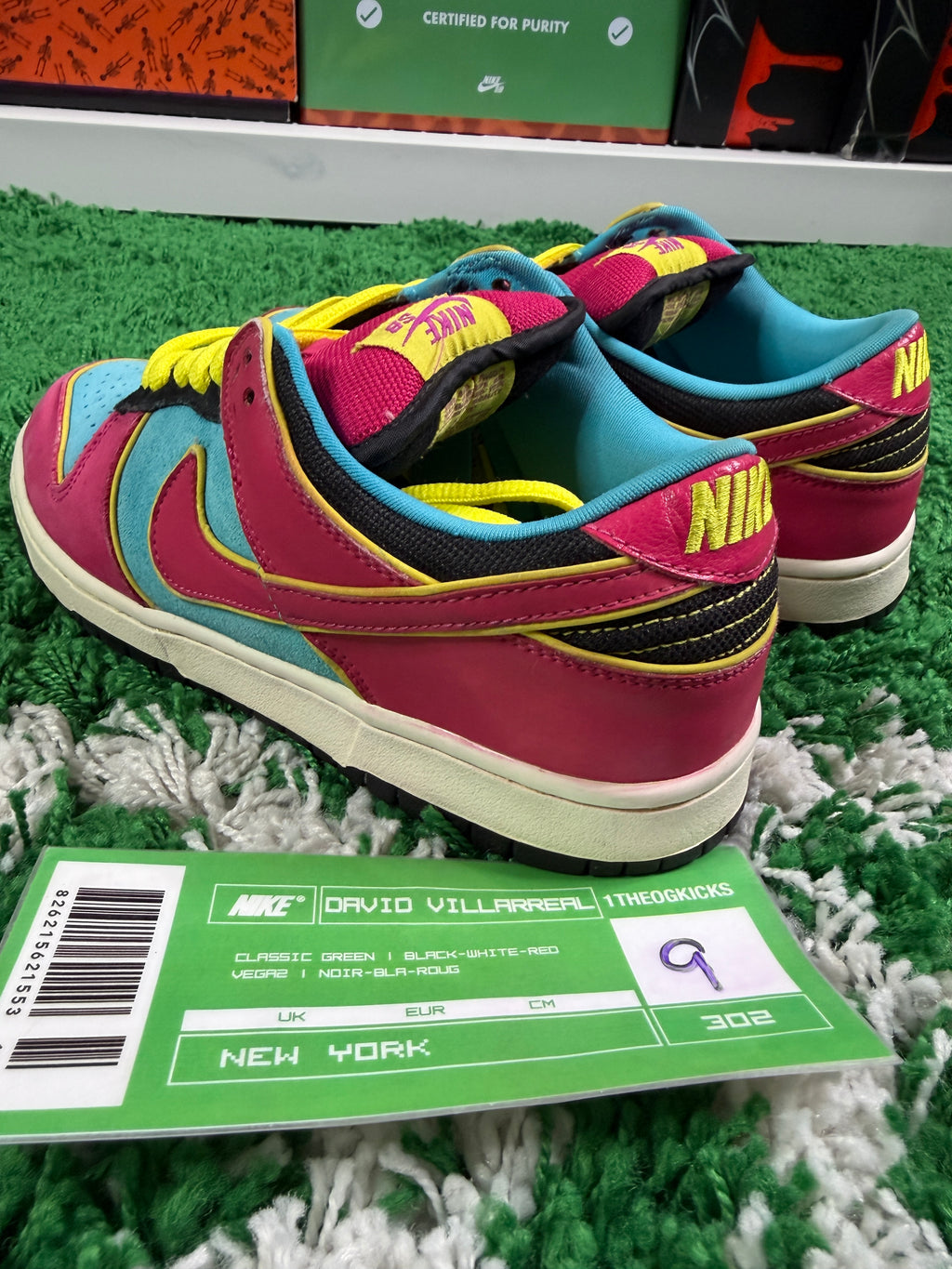 Nike Sb Ms. Pac-Man- Size 9