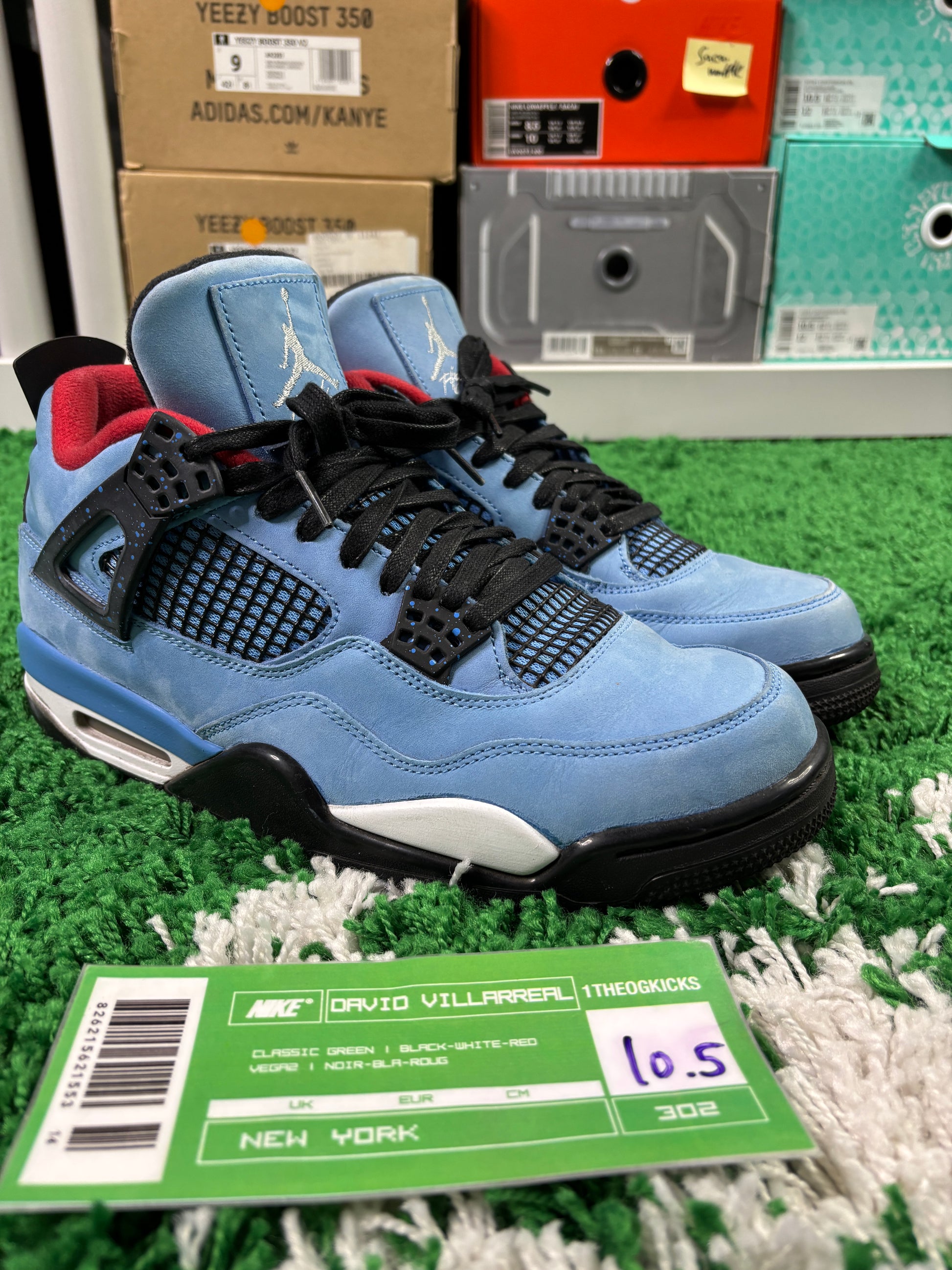 Jordan 4 Travis Scotts - Size 10.5