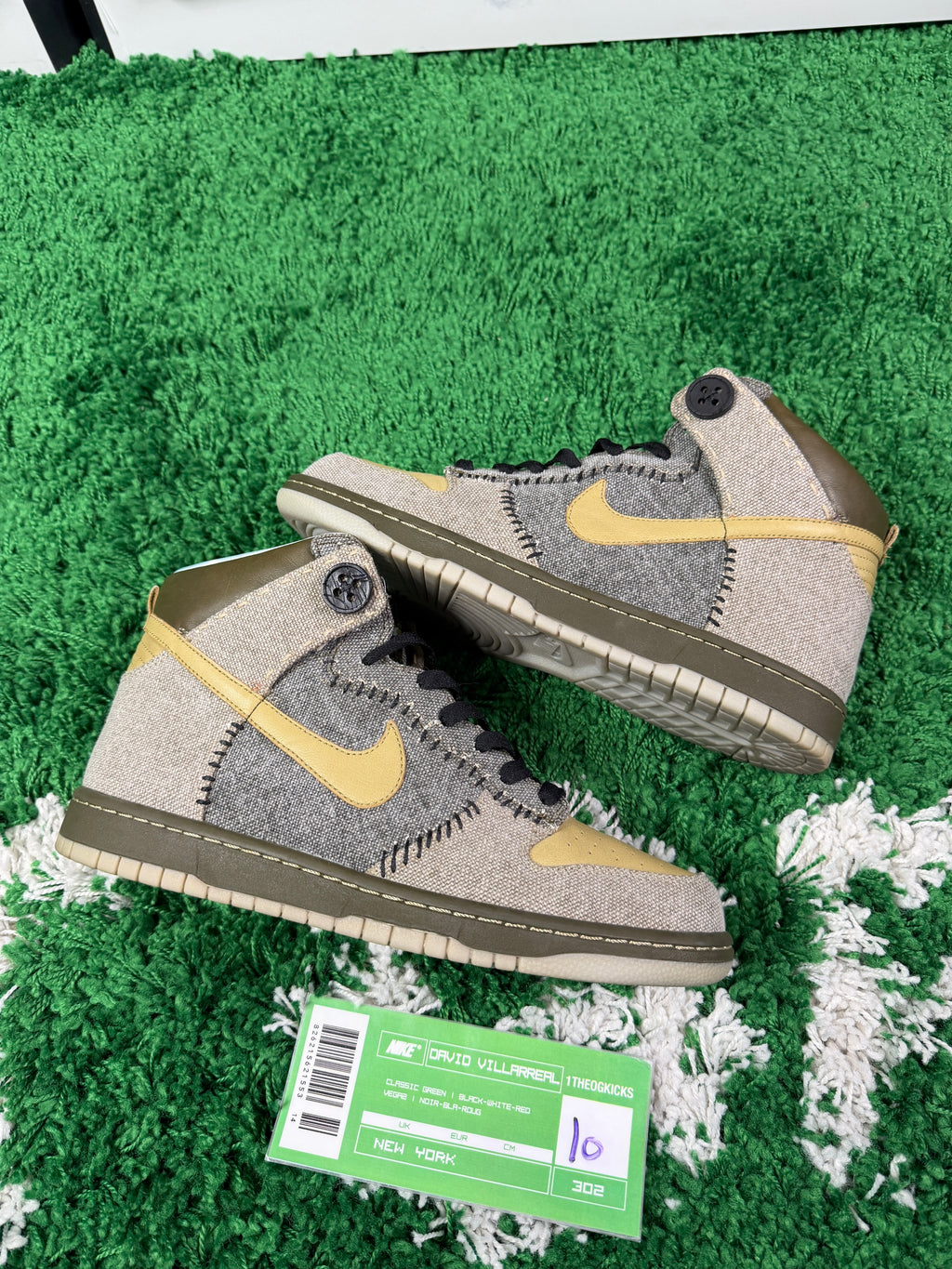 Nike Coraline - Size 10