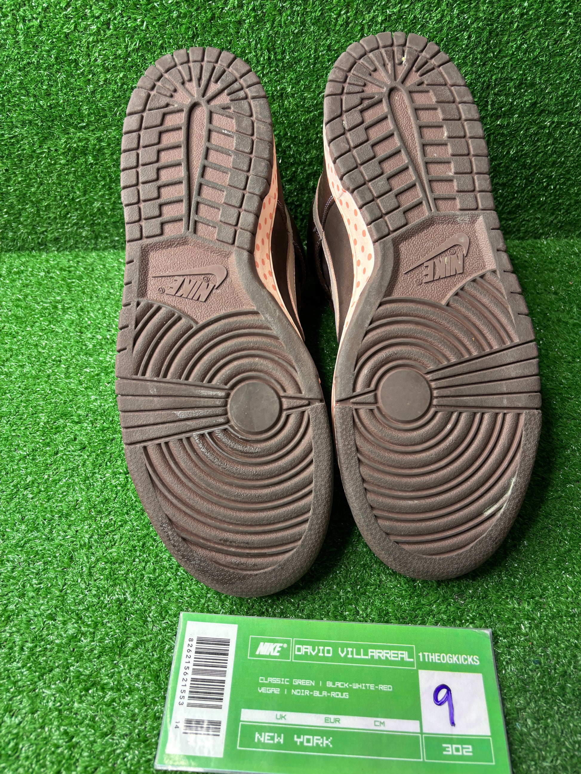 Nike Dunk Easter Poka Dot Chocolates - Size 9