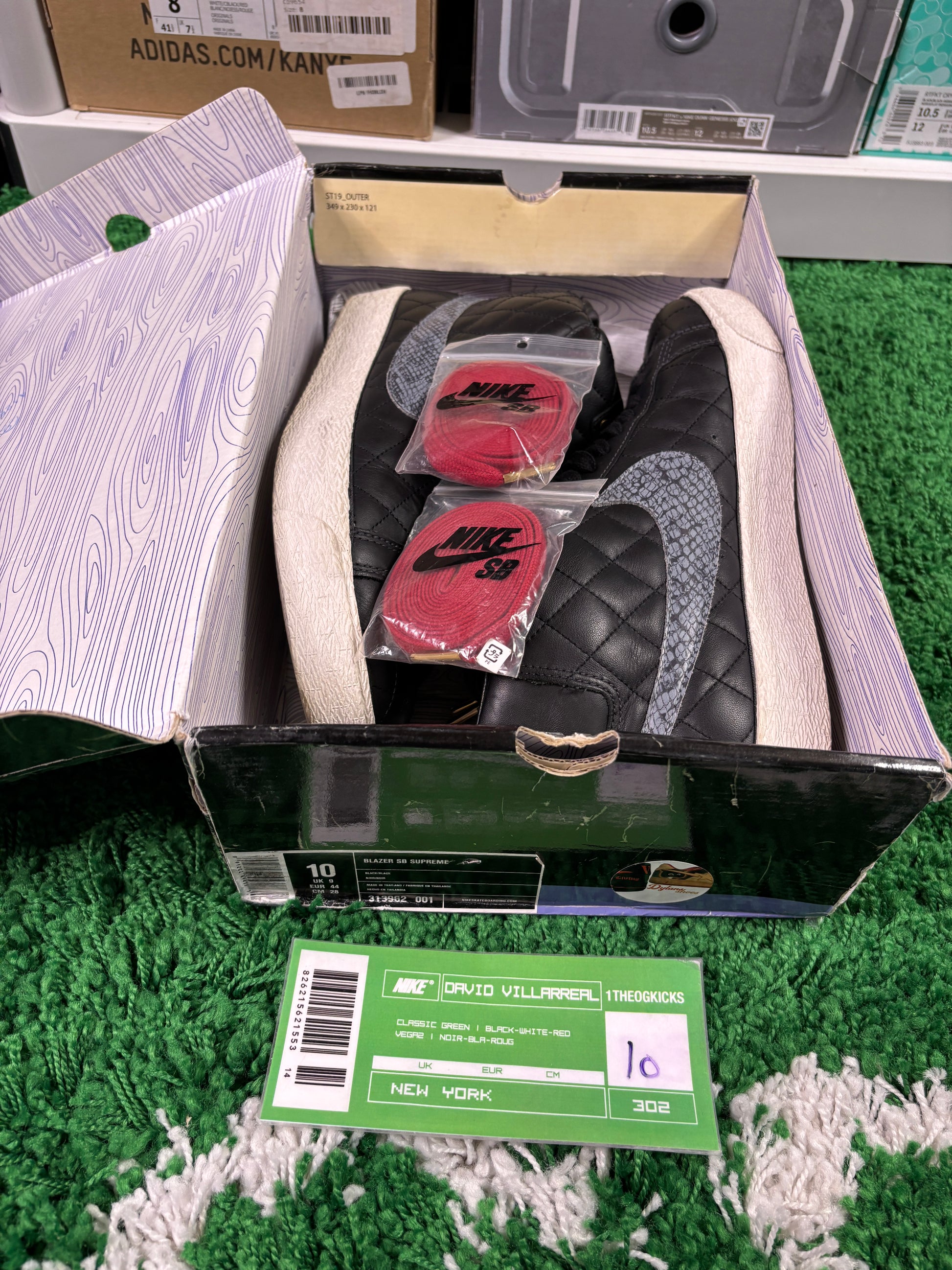 Nike Sb Black Supreme Blazer - Size 10