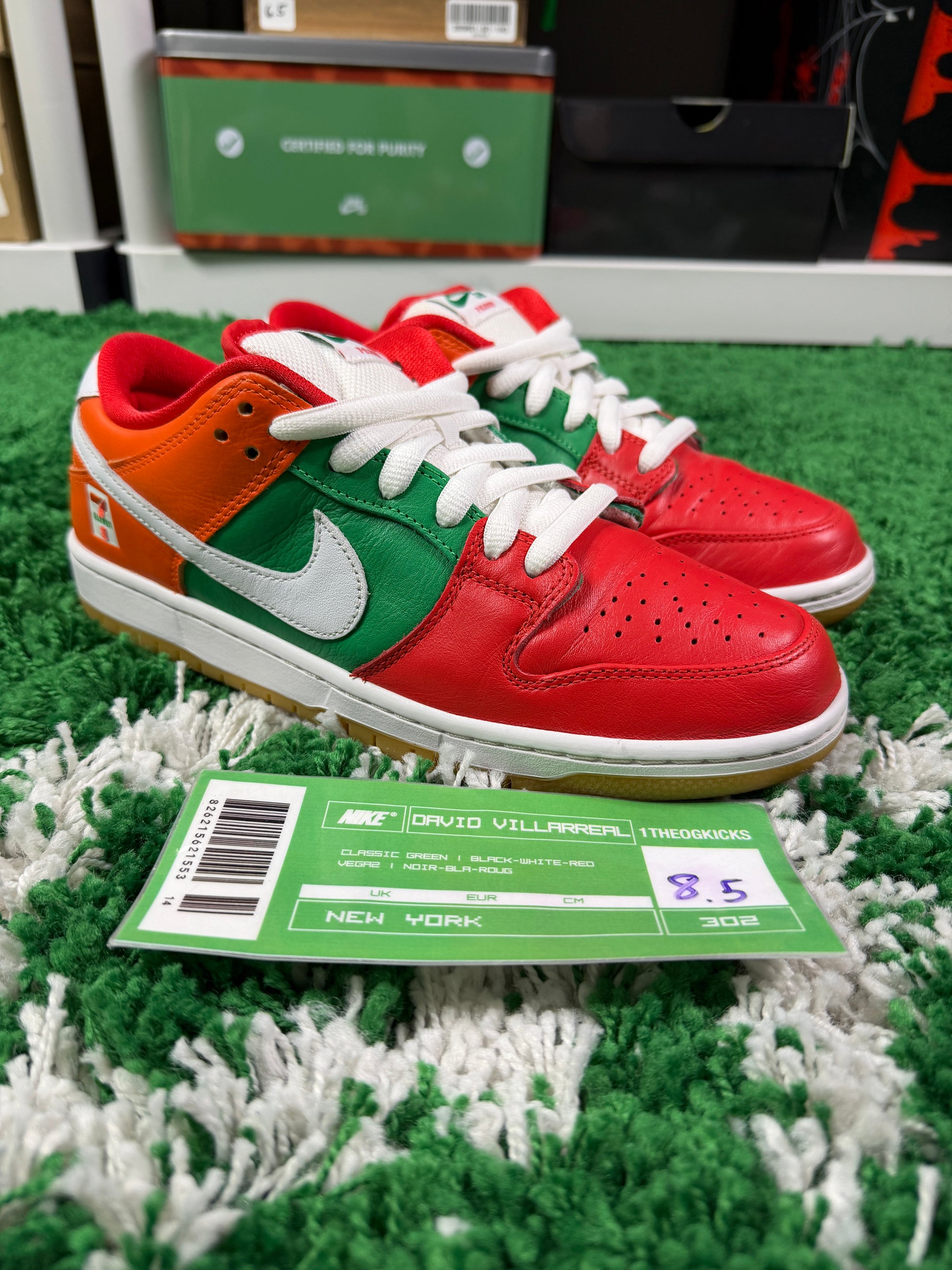 Nike Sb 7/11 - Size 8.5