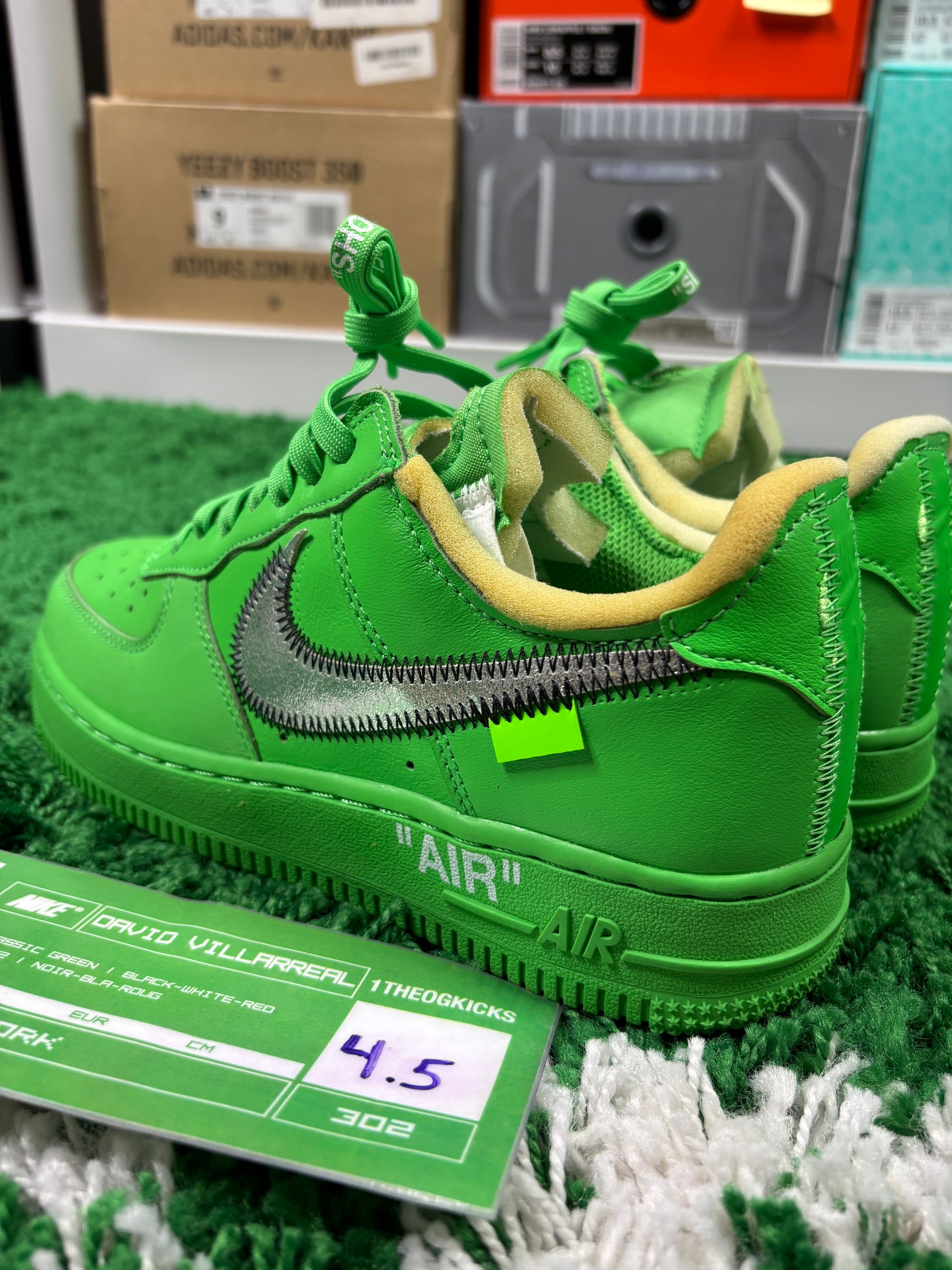 Air Force 1 Off White Brooklyn - Size 4.5