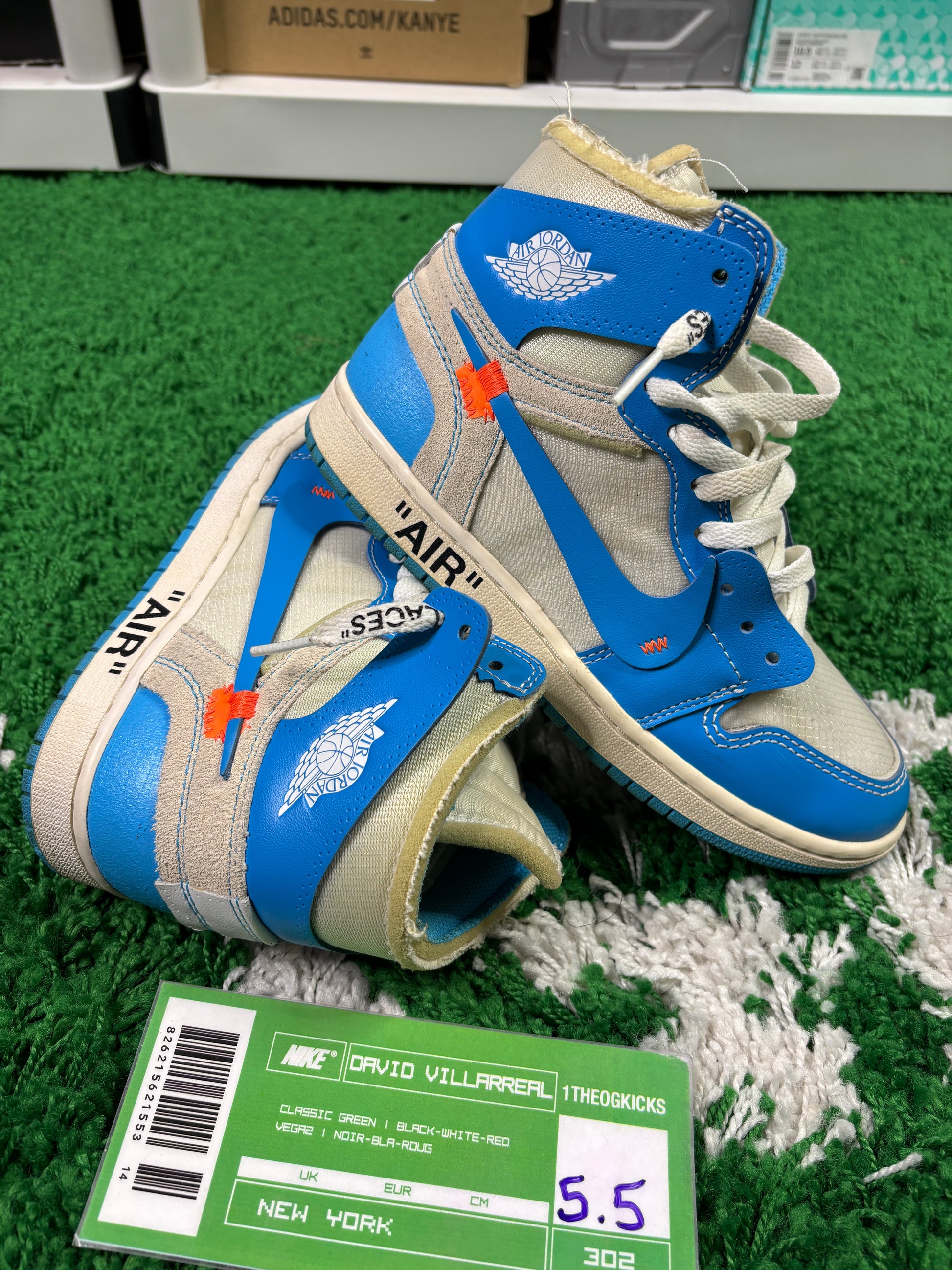 Jordan 1 OFF WHITE UNC- size 5.5