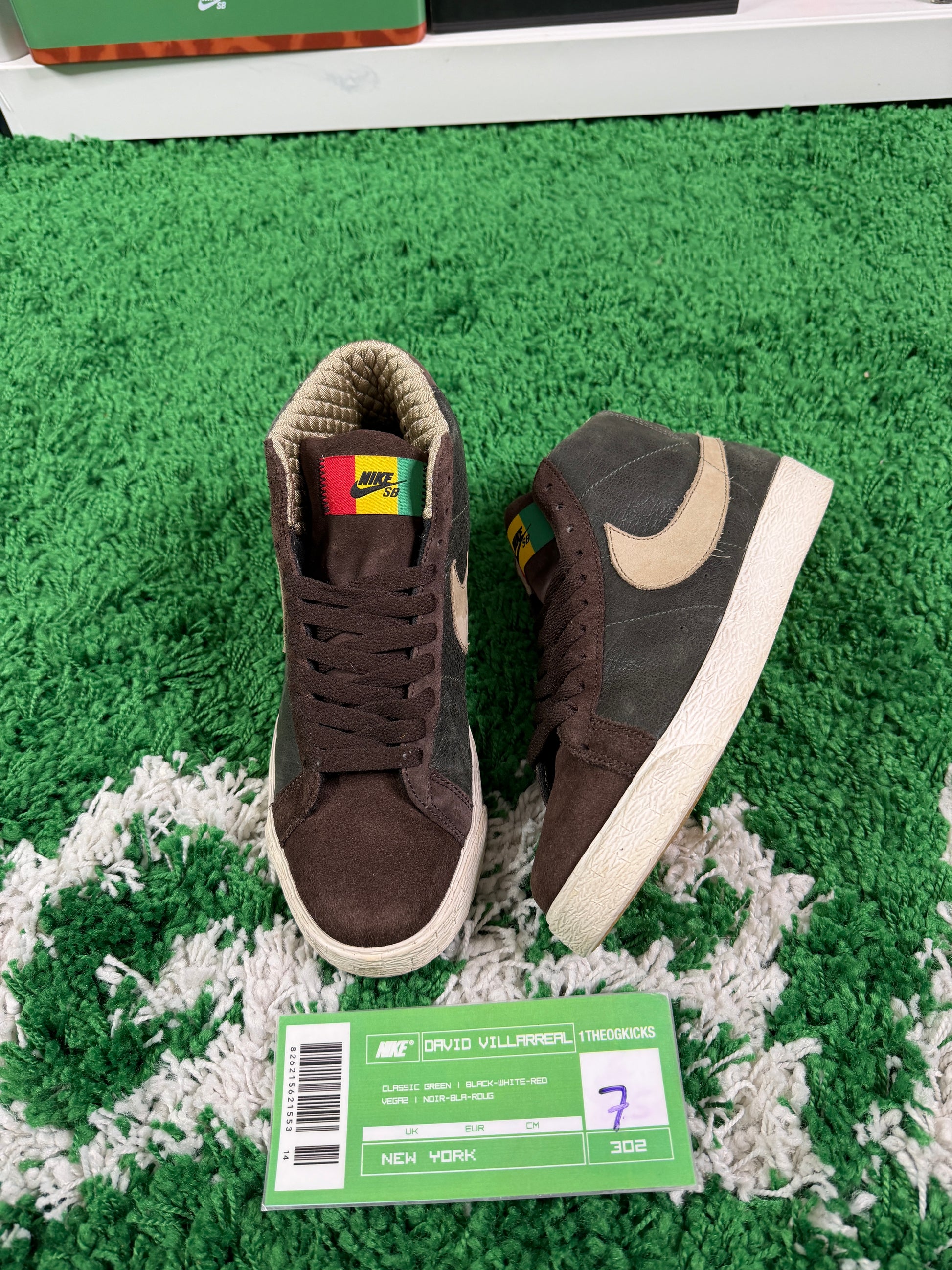 Nike Sb Elite Rasta Ants - Size 7