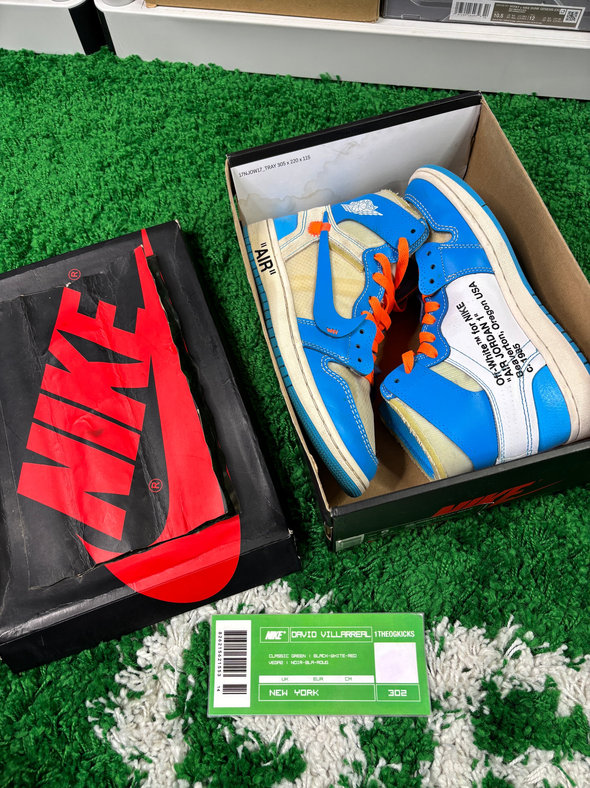 Jordan 1 OFF WHITE UNC- size 6
