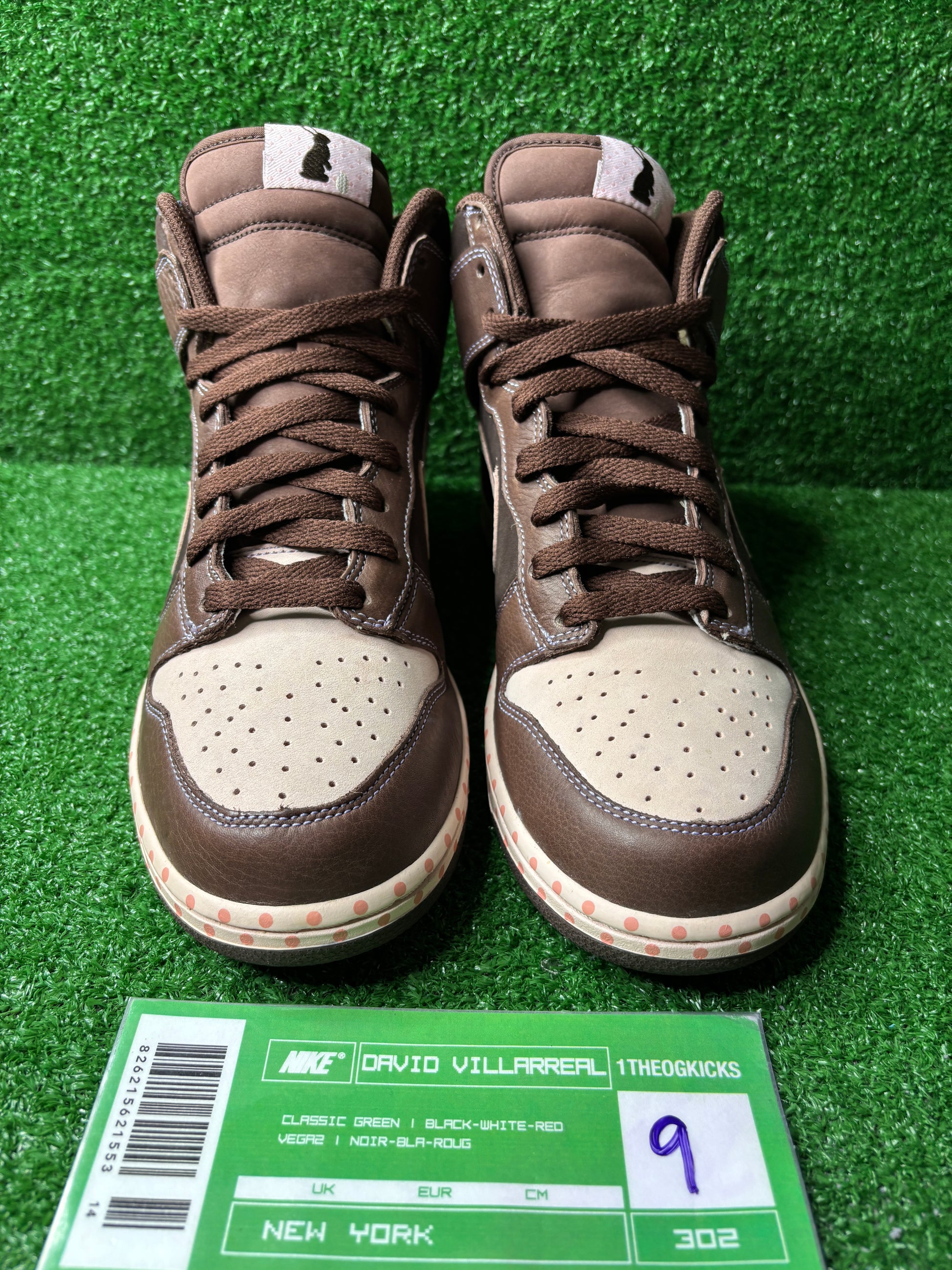 Nike Dunk Easter Poka Dot Chocolates - Size 9