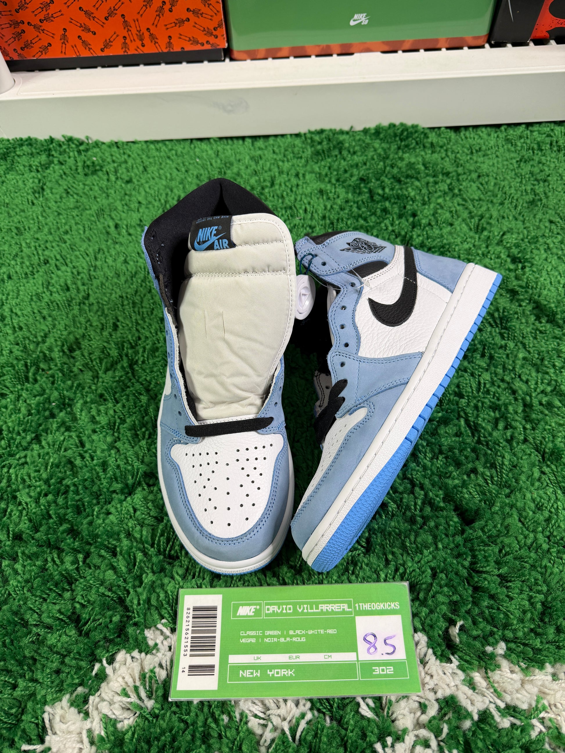 Jordan 1 University Blue - Size 8.5