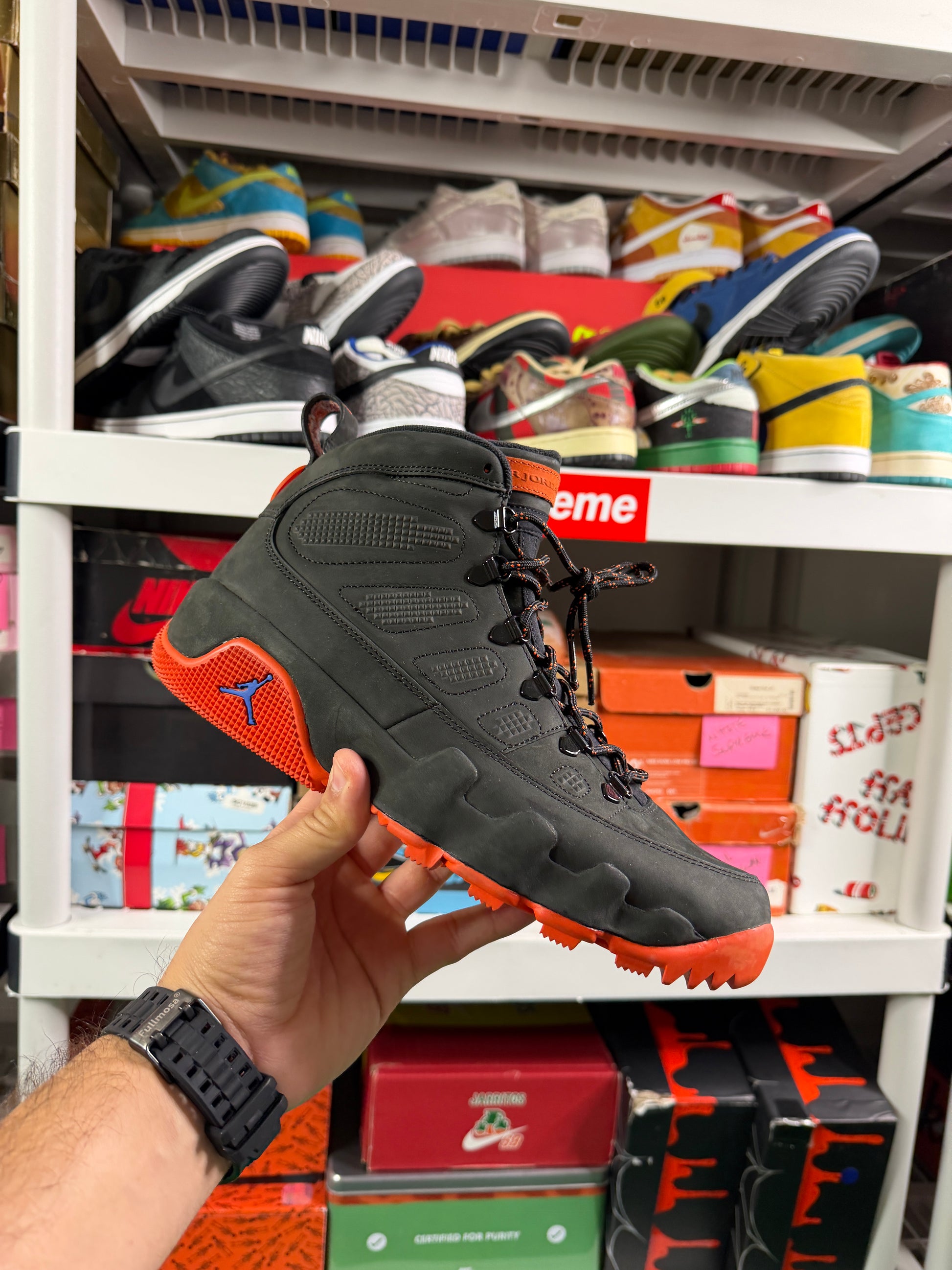 Jordan 9 Gators PE Sample - Size 9.5