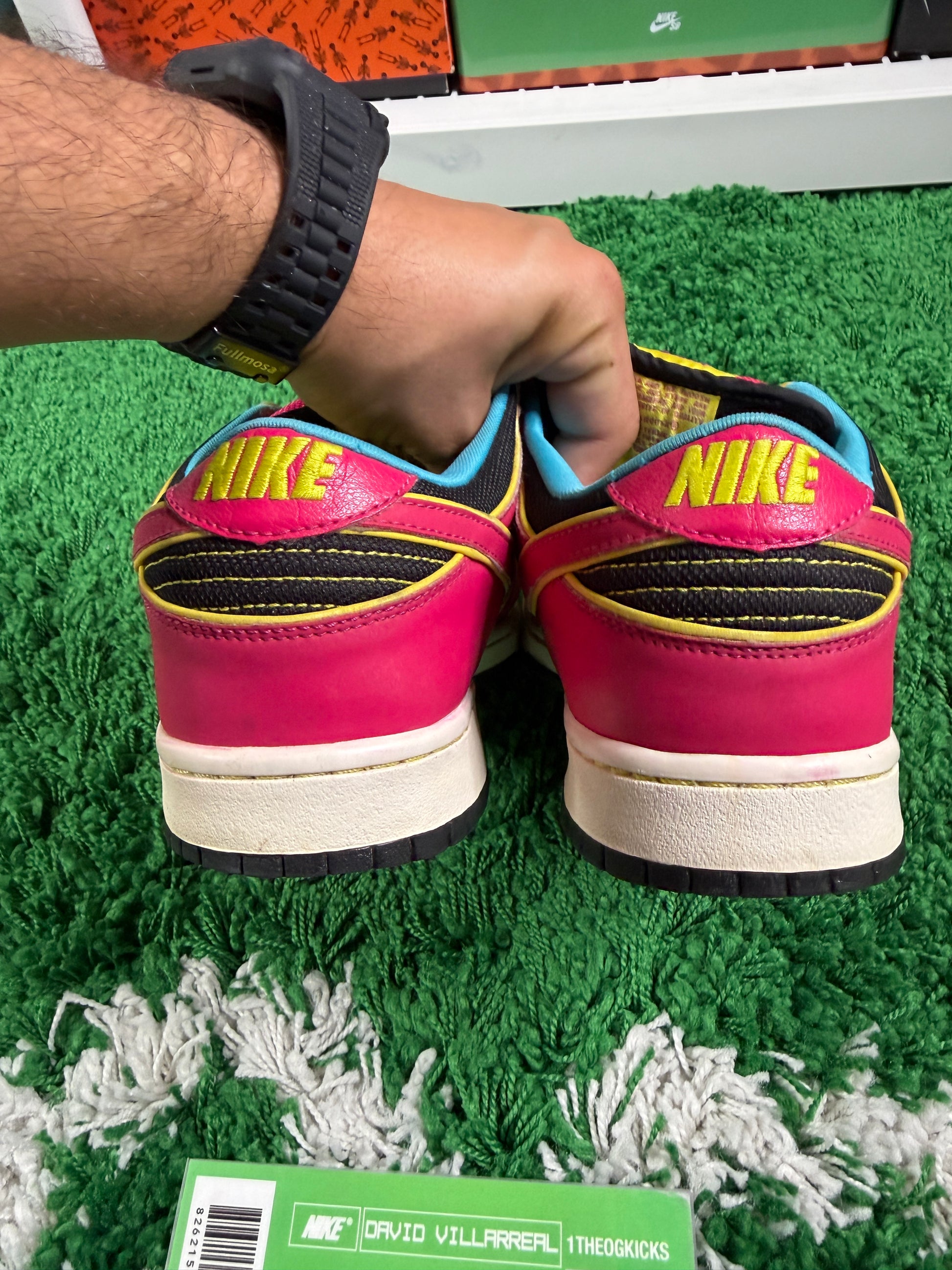 Nike Sb Ms. Pac-Man- Size 9